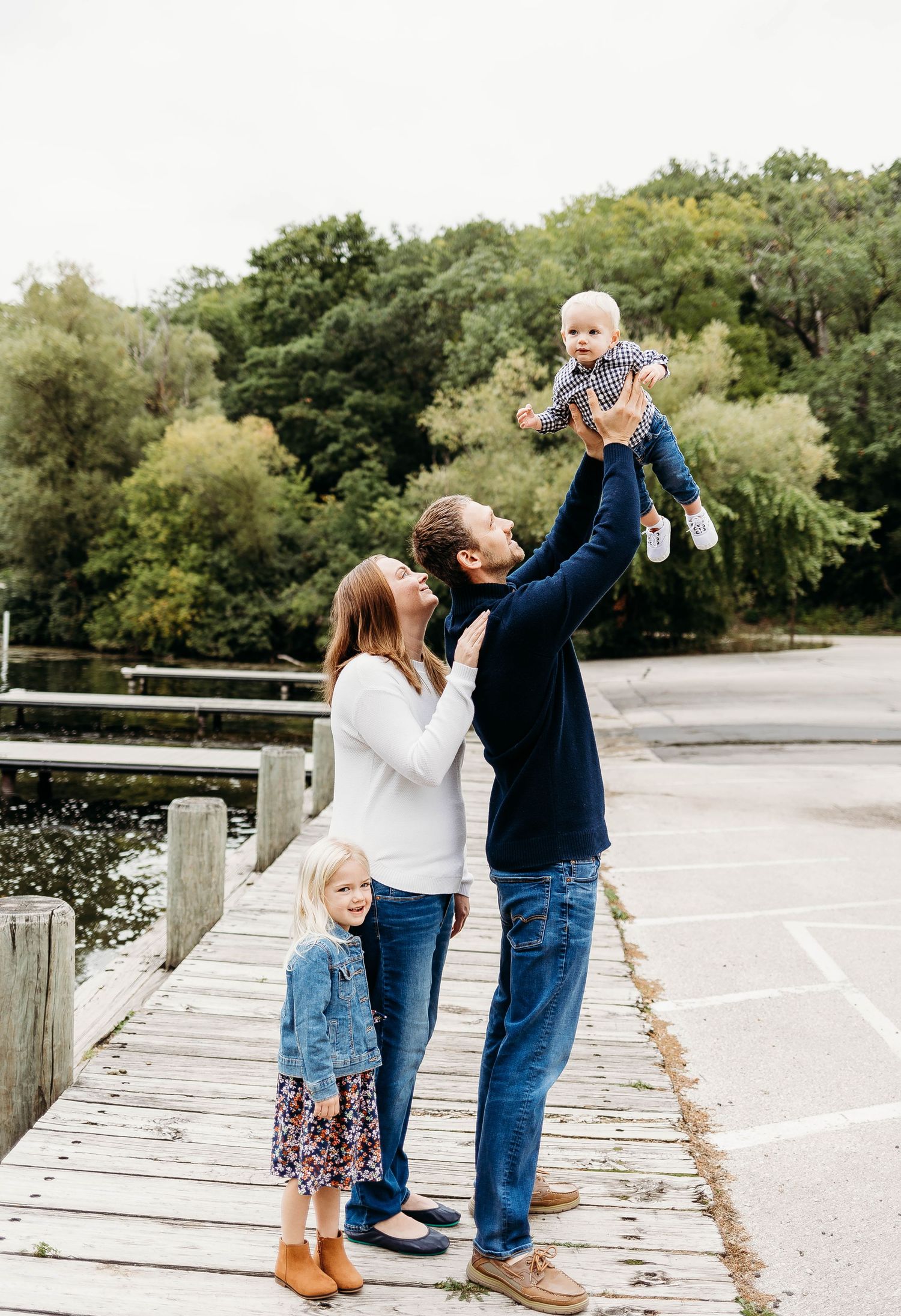 Family Pictures Hartland, Pewaukee, Oconomowoc, Sussex, Wales, Waukesha, WI