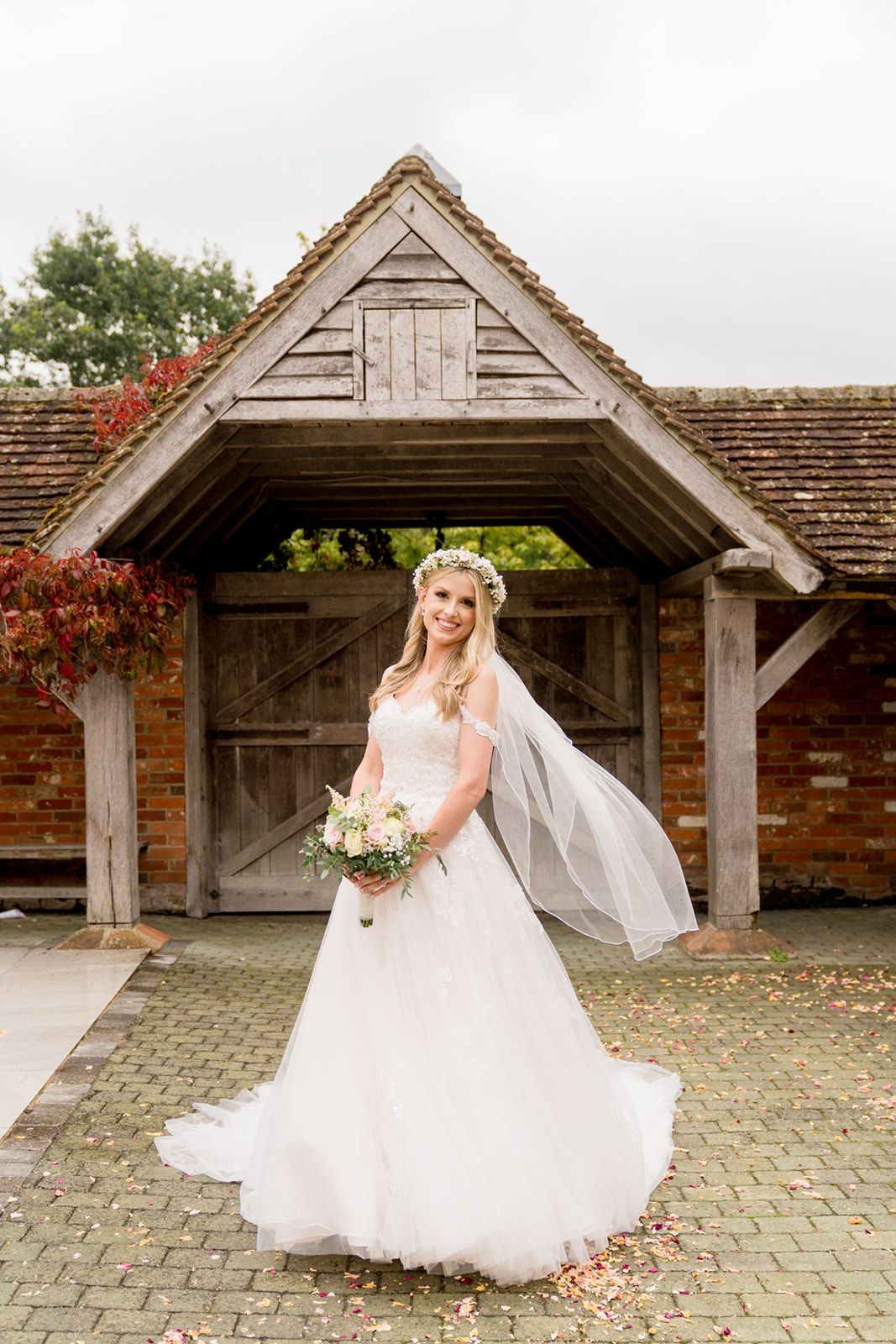 boho bride portrait