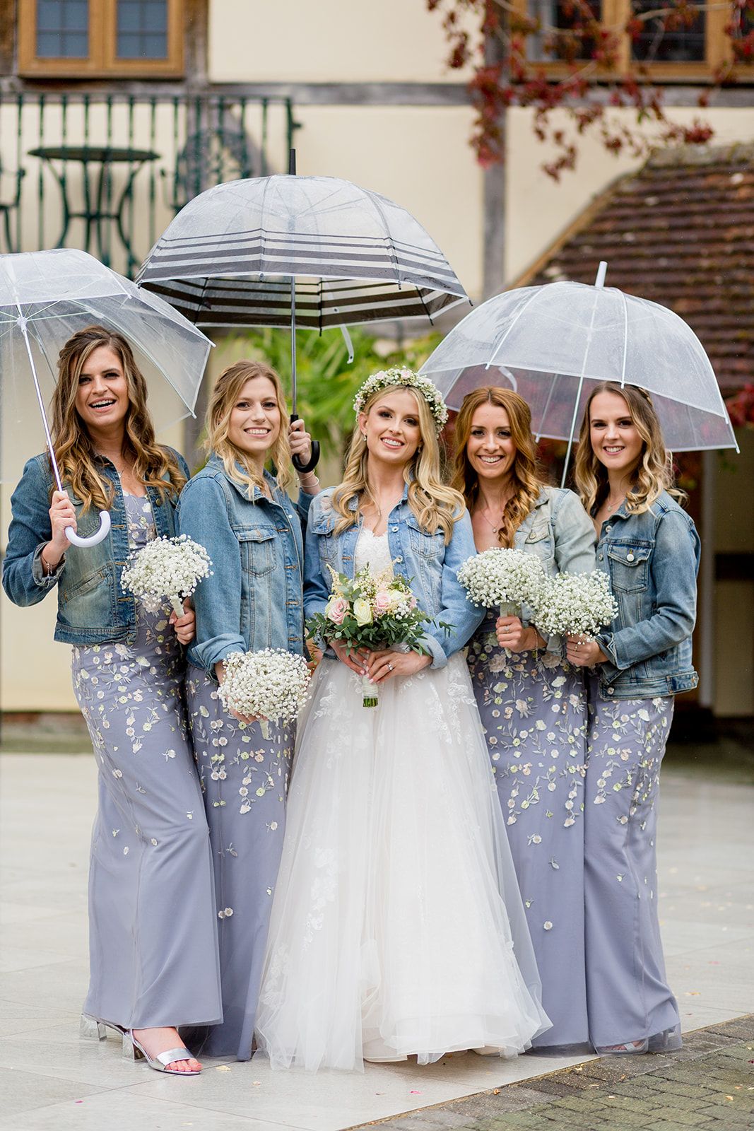 Cute bridesmaid photod