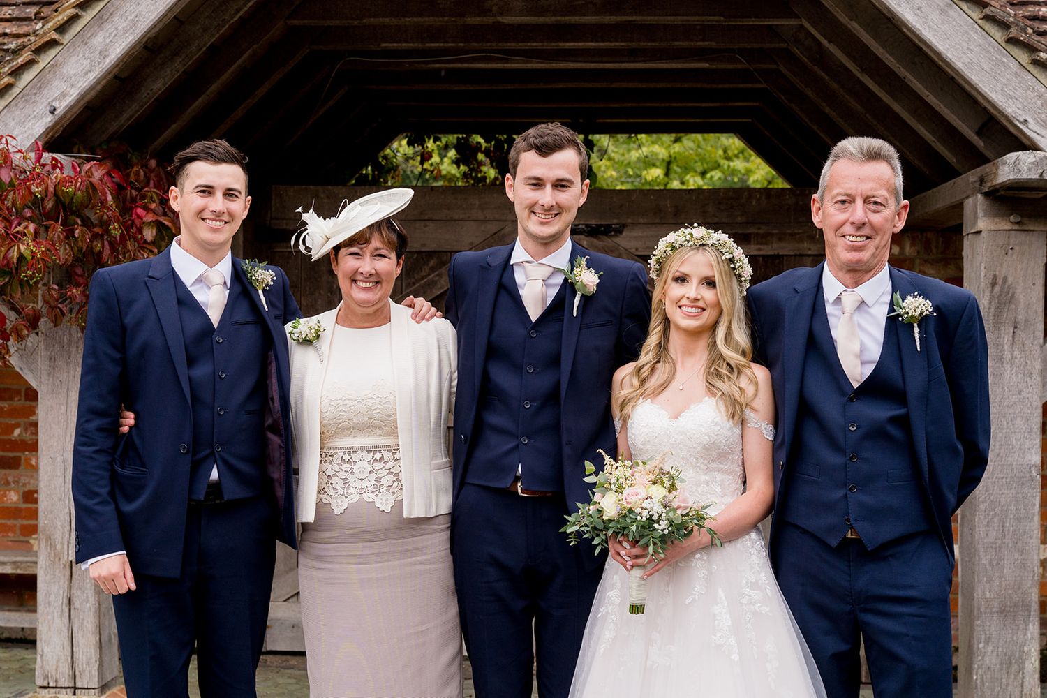 family photos at weddings