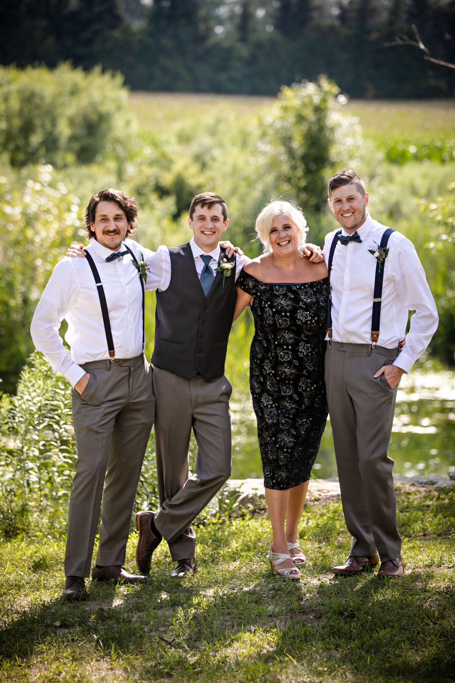Charming rustic backyard wedding in Mount Brydges Ontario by London photographer Shawn Van Daele