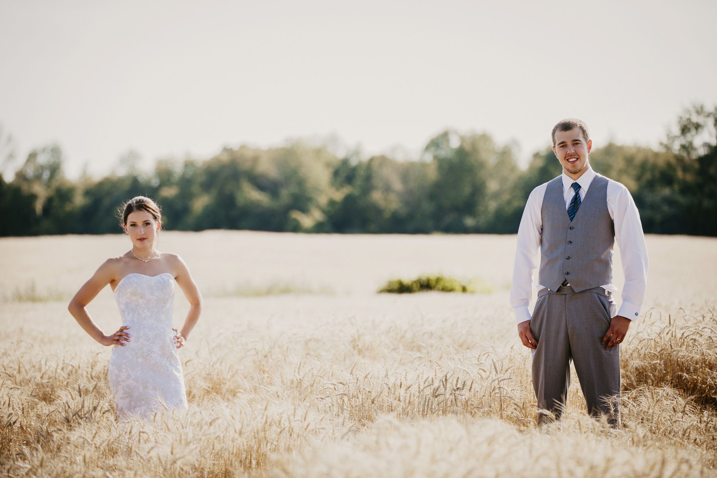 Rustic Farmhouse Backyard Wedding Photos by London Ontario Photographer Shawn Van Daele