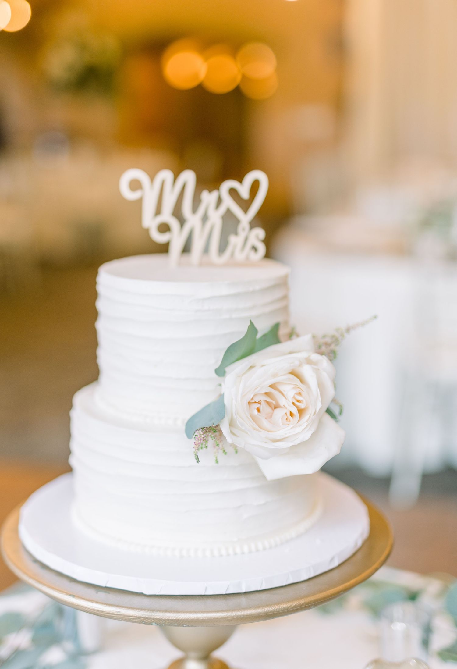 Vineyard photos with white willow events at Prairie Moon Winery wedding in Ames, Iowa