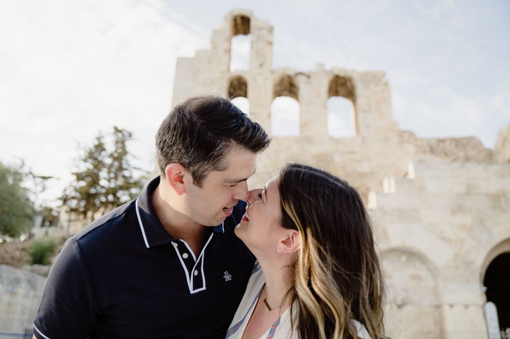 intimate couple photoshoot in Athens center