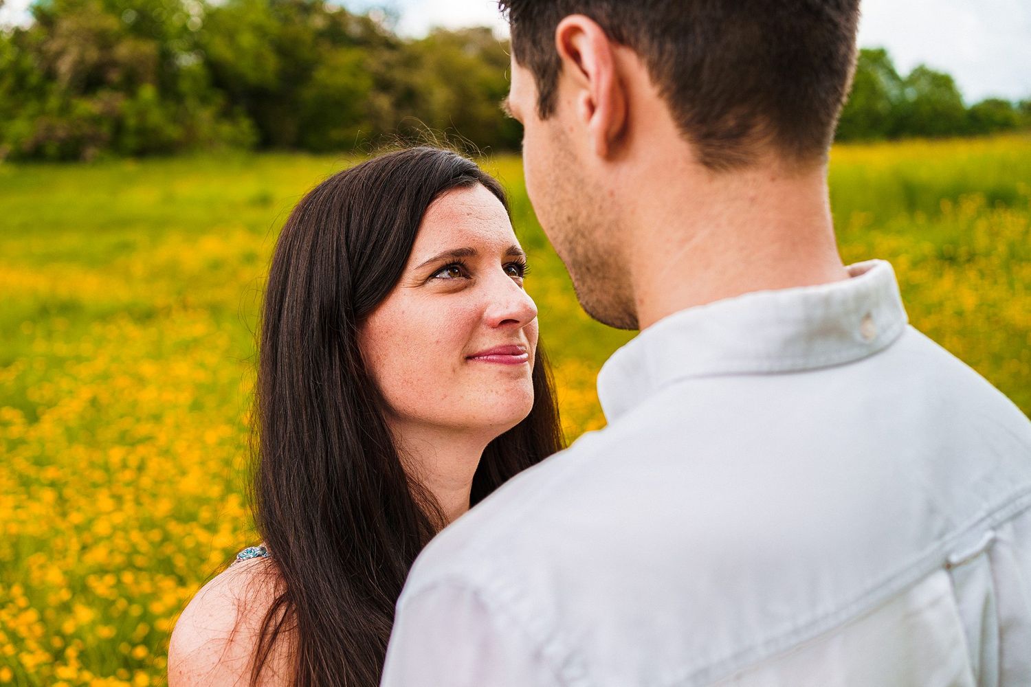 lady looking at man in a loving way at Daventry country park