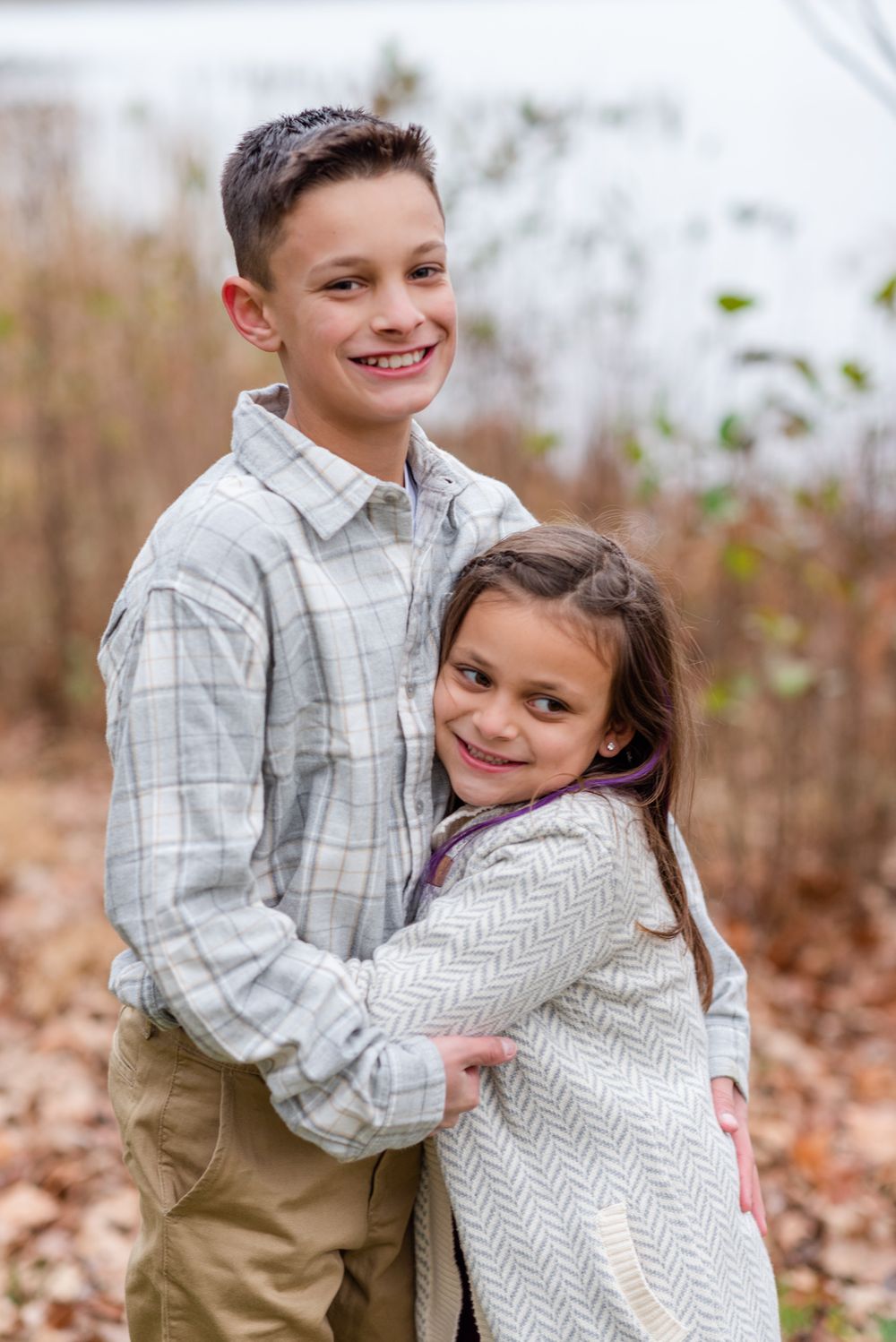 Family session with siblings at North Park, Pittsburgh, Pennsylvania