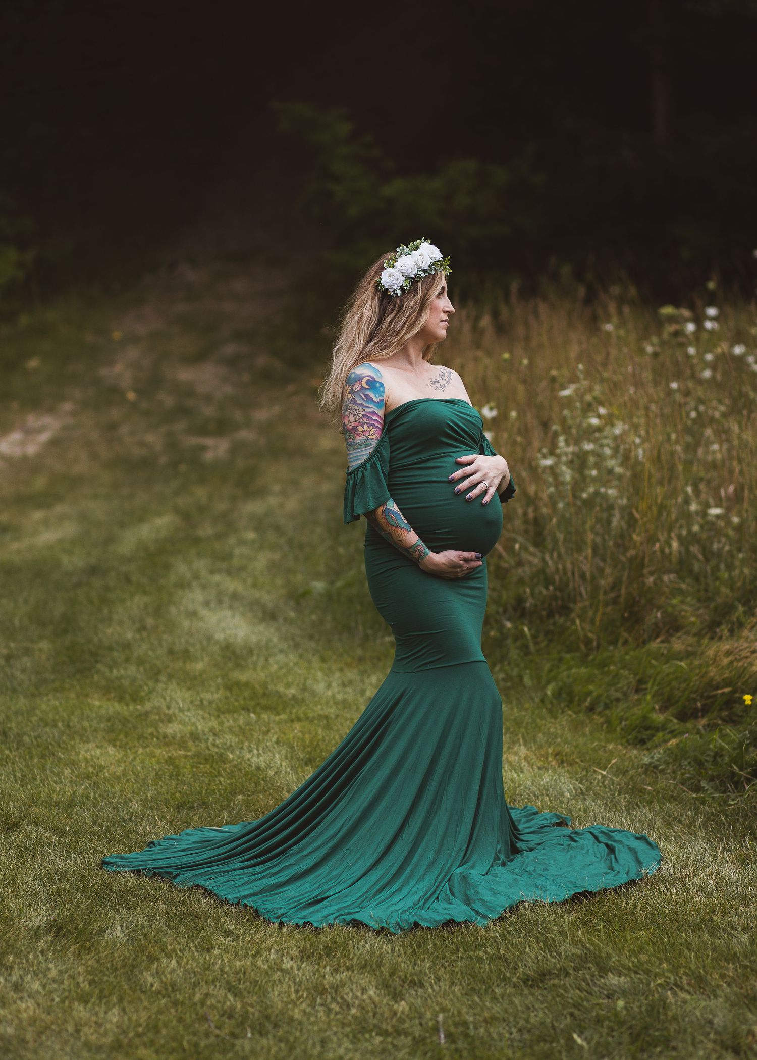 outdoor maternity session, green off the shoulder mermaid dress