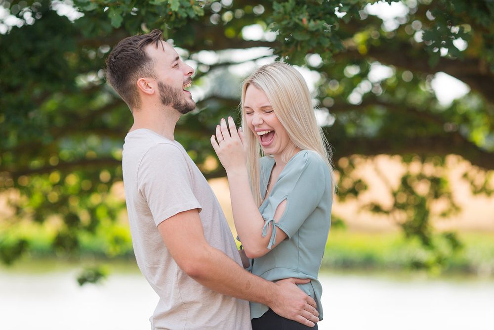 relaxed engagement photos