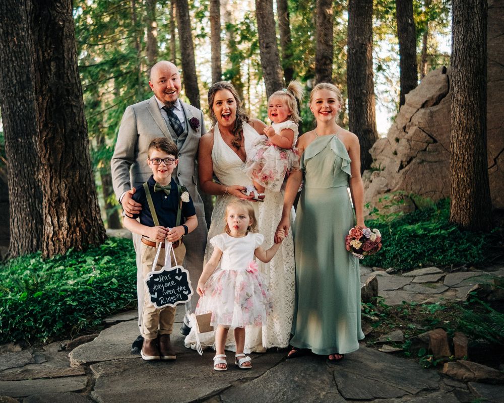 Family portrait in Ohme Gardens Wenatchee, WA