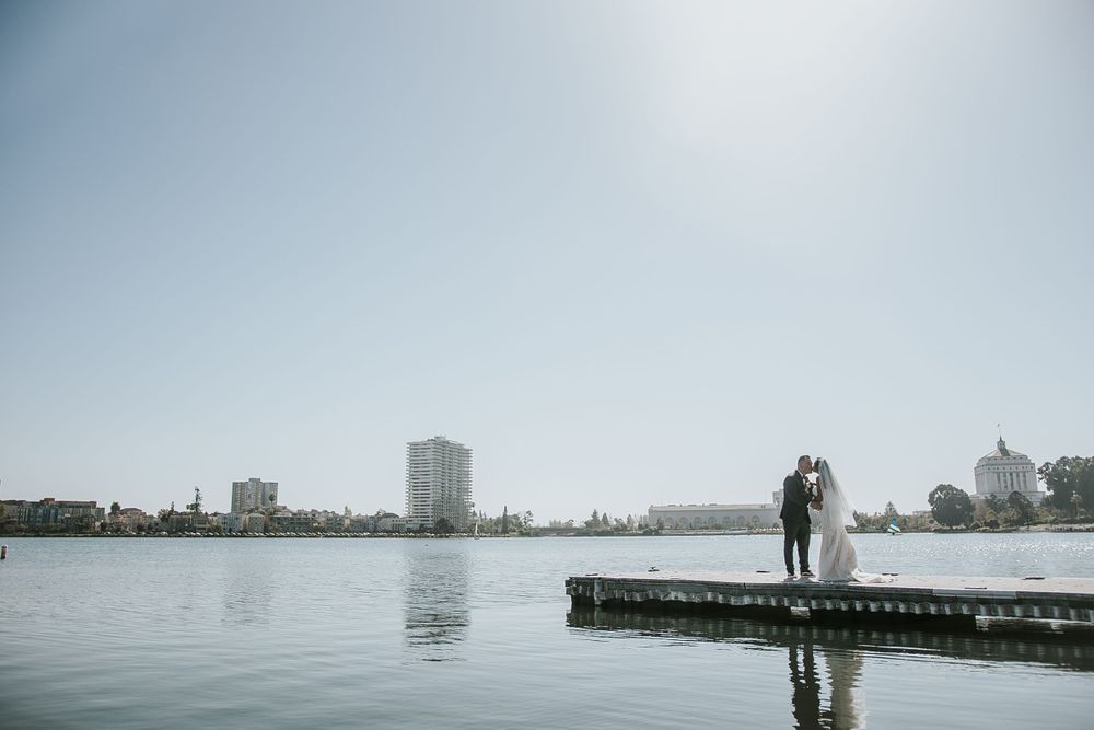 rebecca skidgle photography northen california napa wedding photographer first look bride groom romantic oakland lake