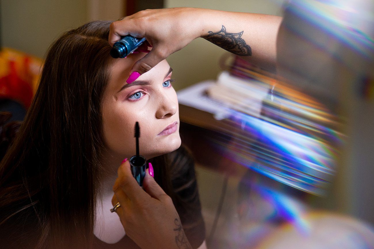 Bridal-Prep-at-the-Walnut-Tree-Inn