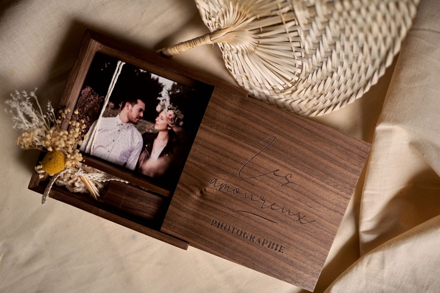 Forfait coffret en bois d'érable avec tirages photos à l'intérieur