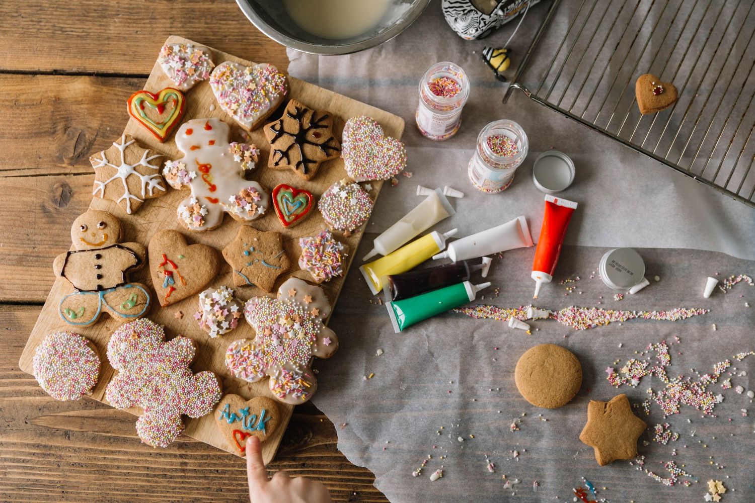 decorated gingerbread men cookies