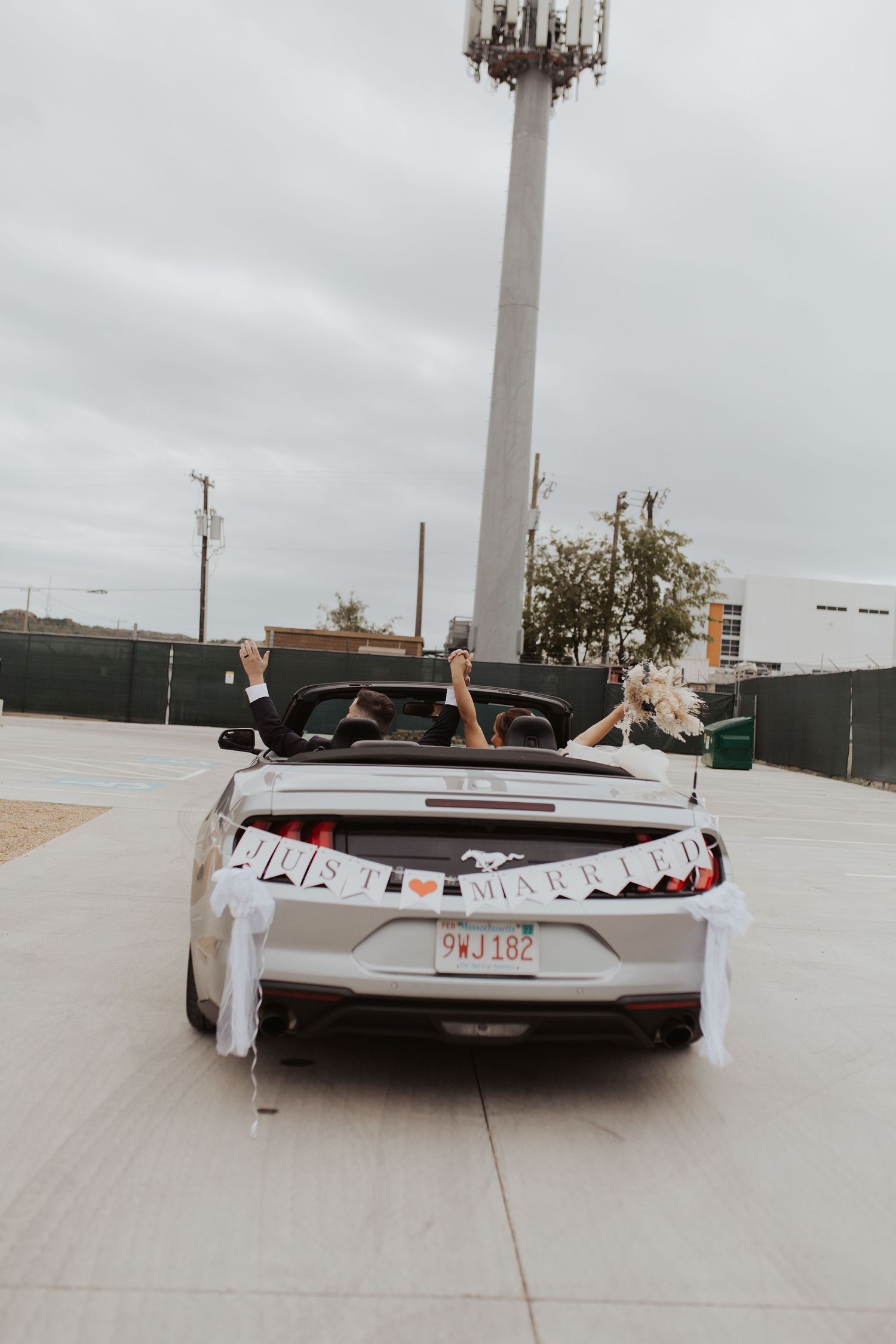 Wedding and elopement photography in Dallas, Texas! Photos taken by Jessa Maria Photography.