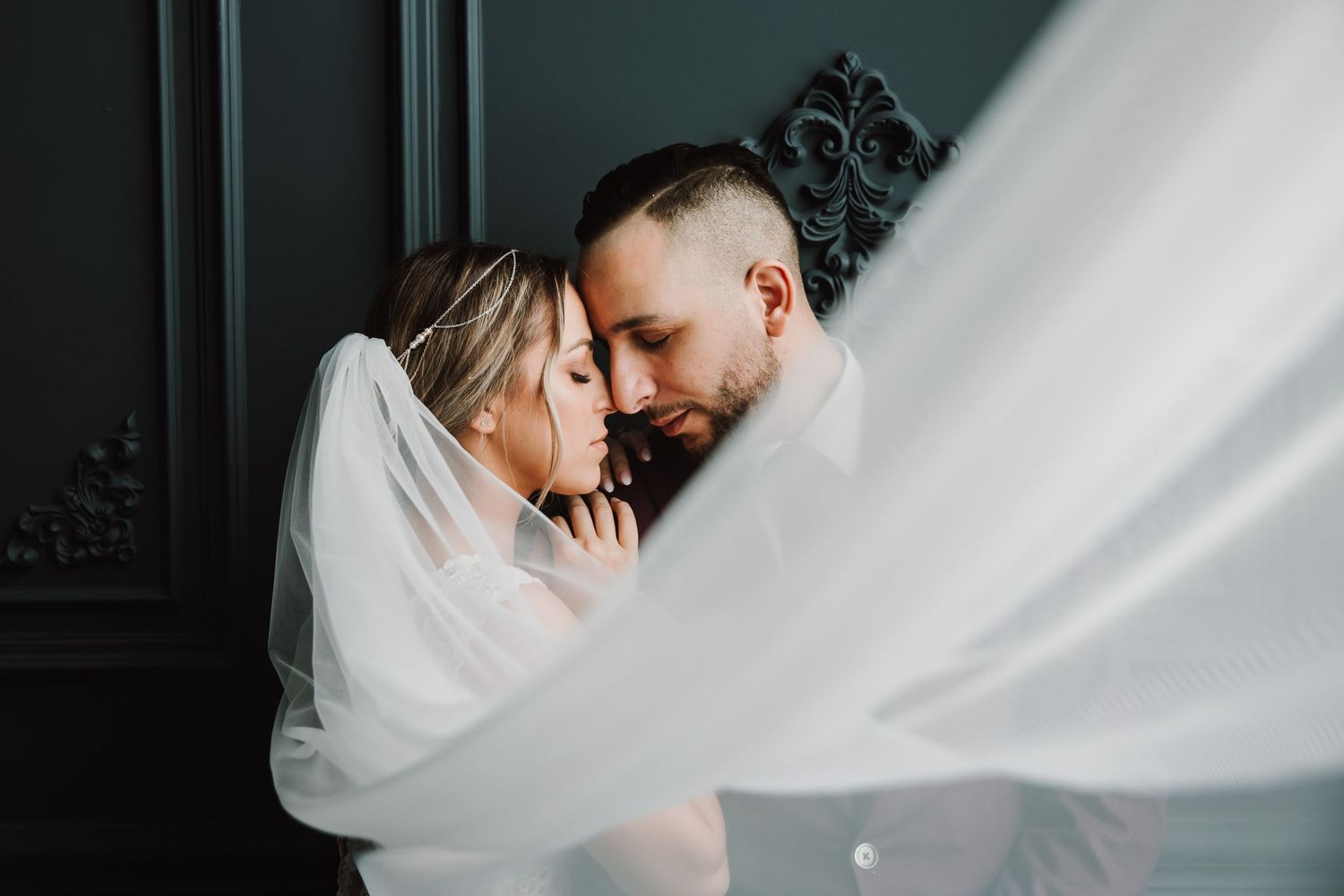 Grand Luxe Event Boutique and Mint Room Studios Toronto Wedding Photos by Shawn Van Daele
