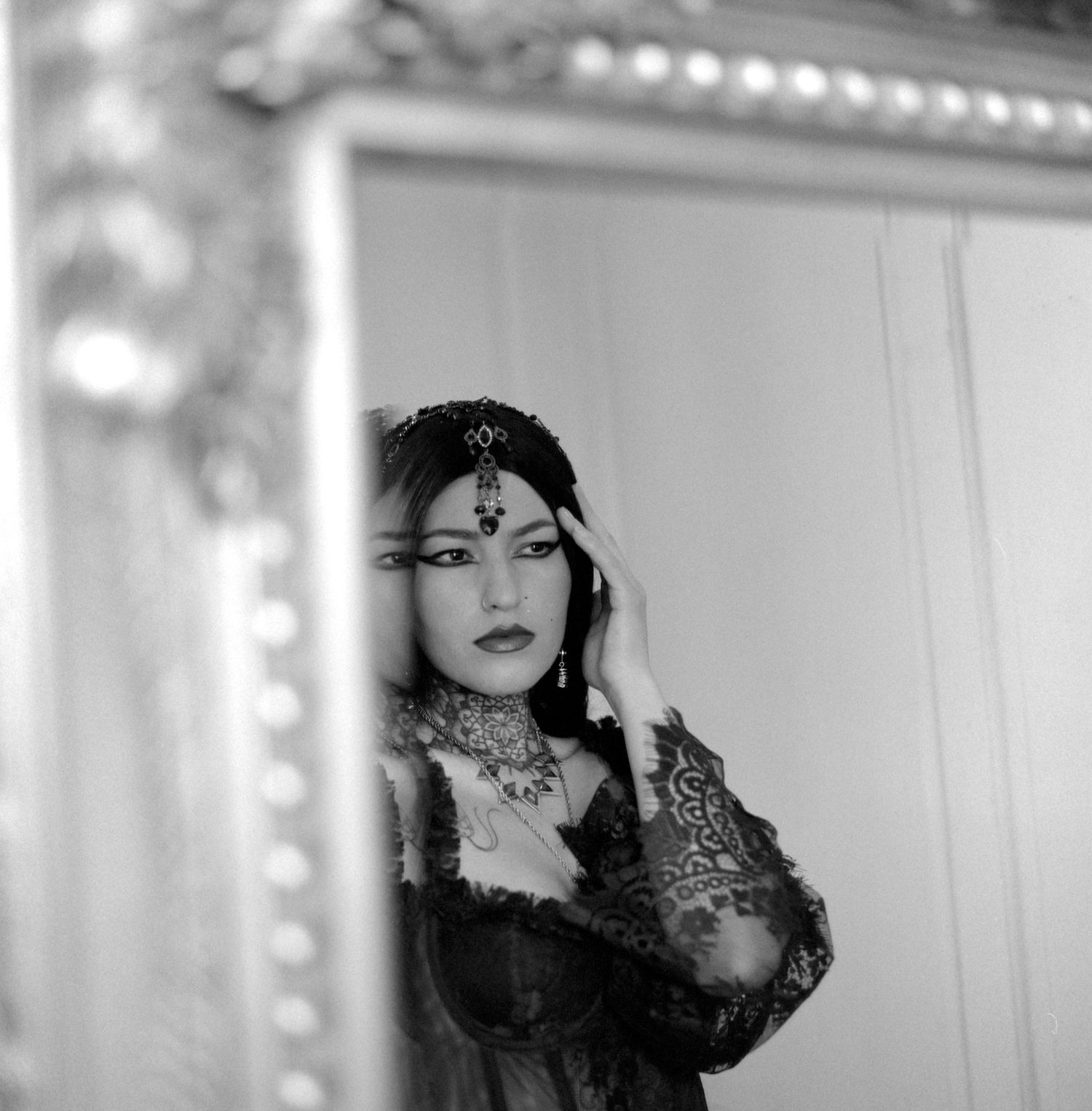 Photograph of model Ana Maria Georgia during Shoot 4 of Project Vampirique (#projectvampirique)