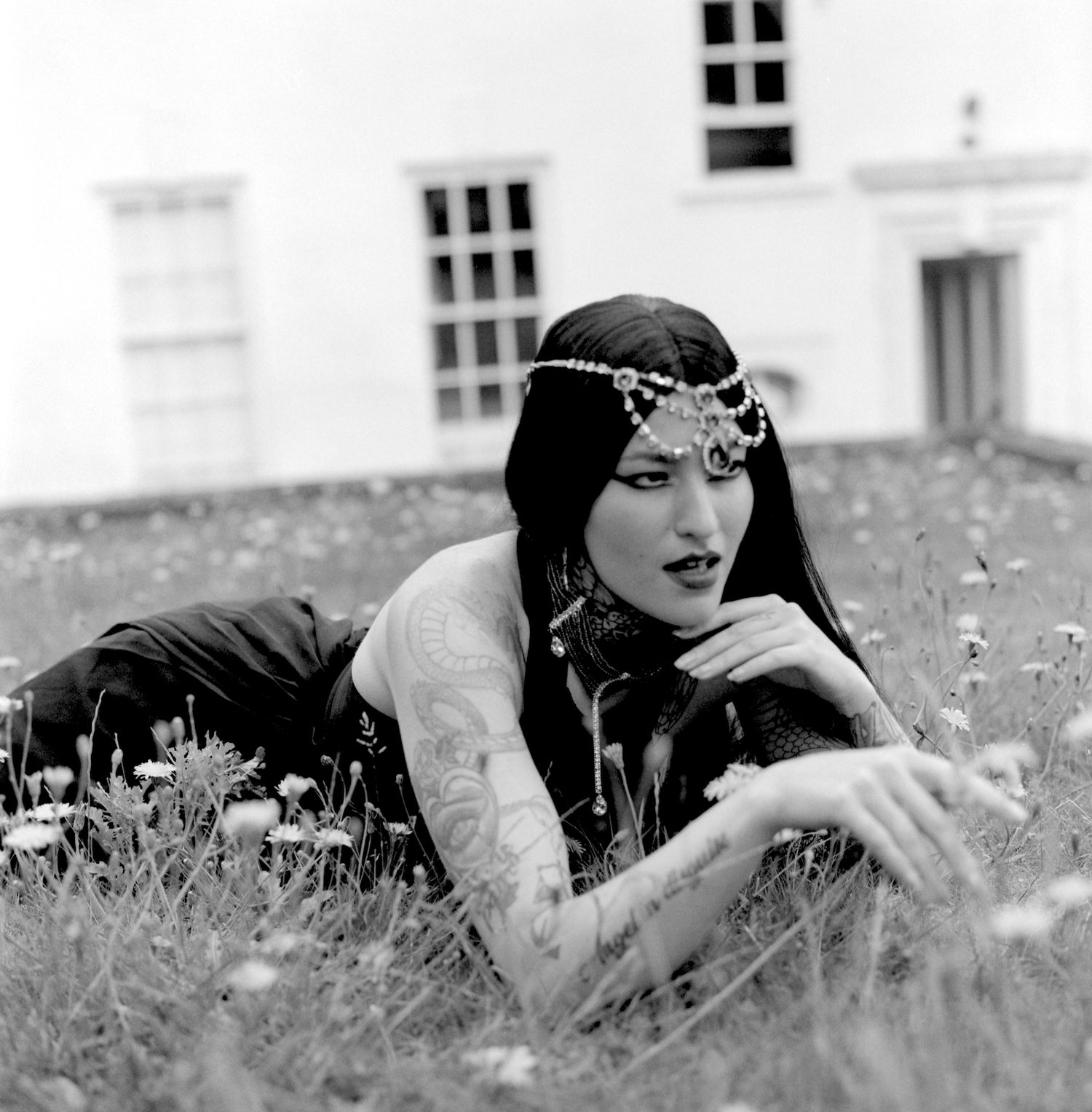 Photograph of model Ana Maria Georgia during Shoot 4 of Project Vampirique (#projectvampirique)