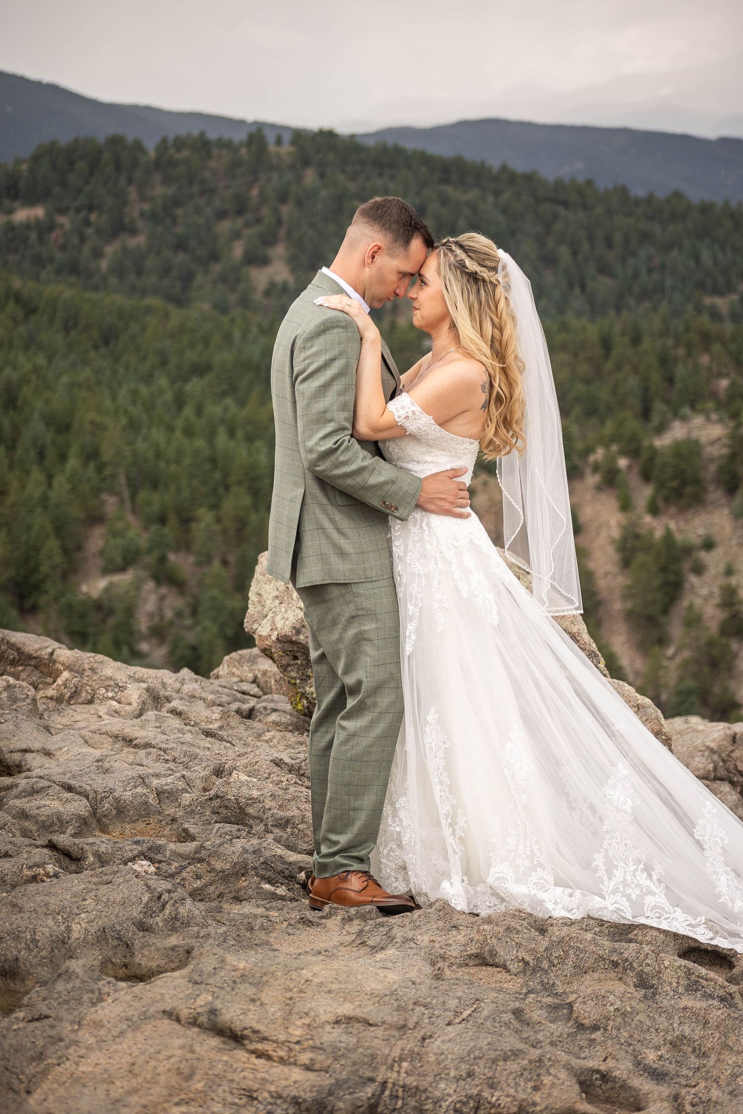 Wedgewood Boulder Creek Wedding, Boulder Wedding Photographer, Colorado Wedding Photographer, Wedding Photographer in Boulder