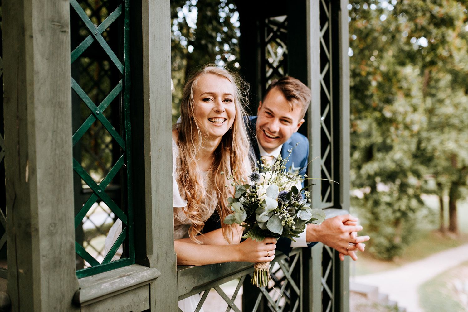Jautra kāzu fotosesija