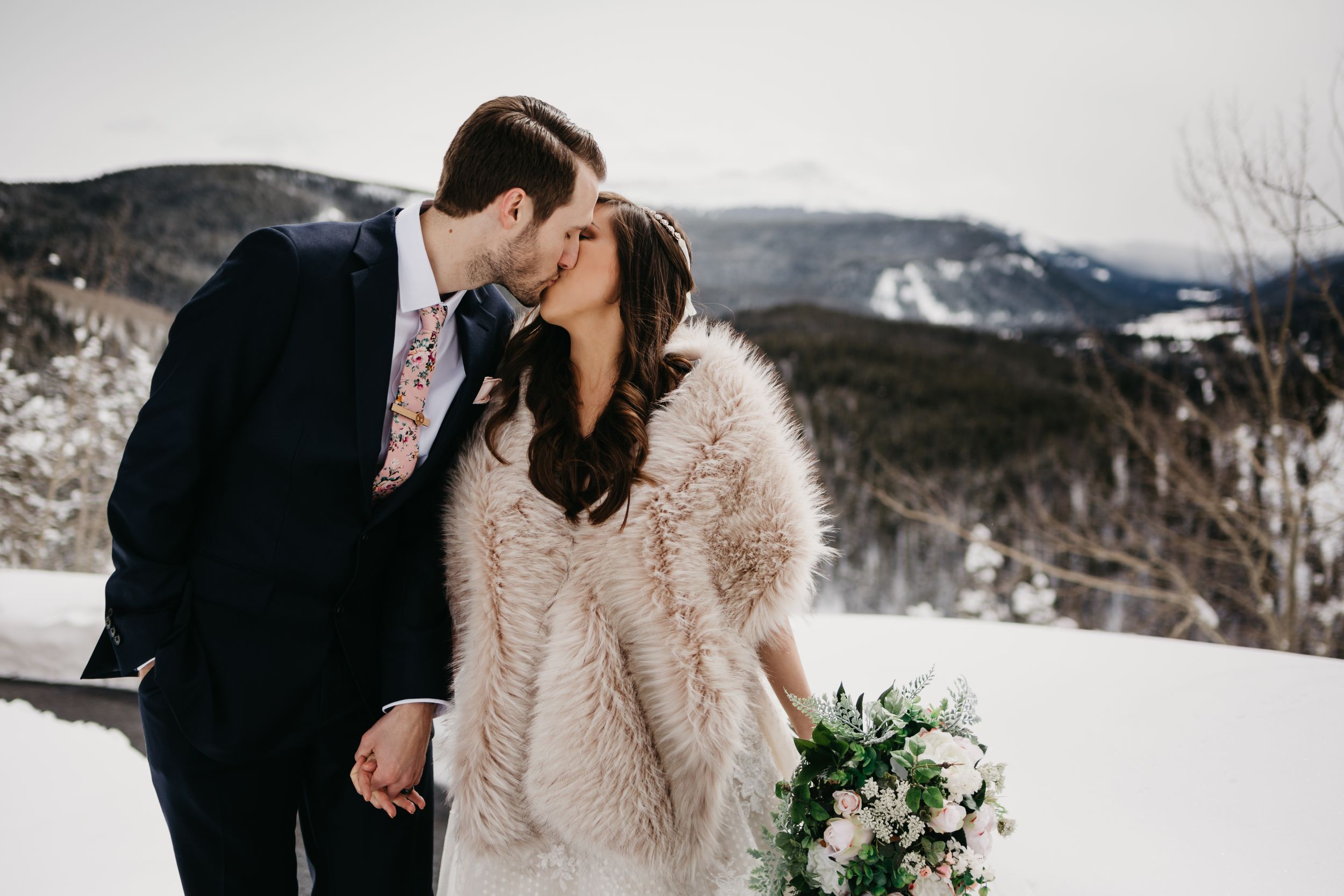 winter wedding inspiration, mountains, colorado, elopement, small wedding, snow, portraits, best co photographer