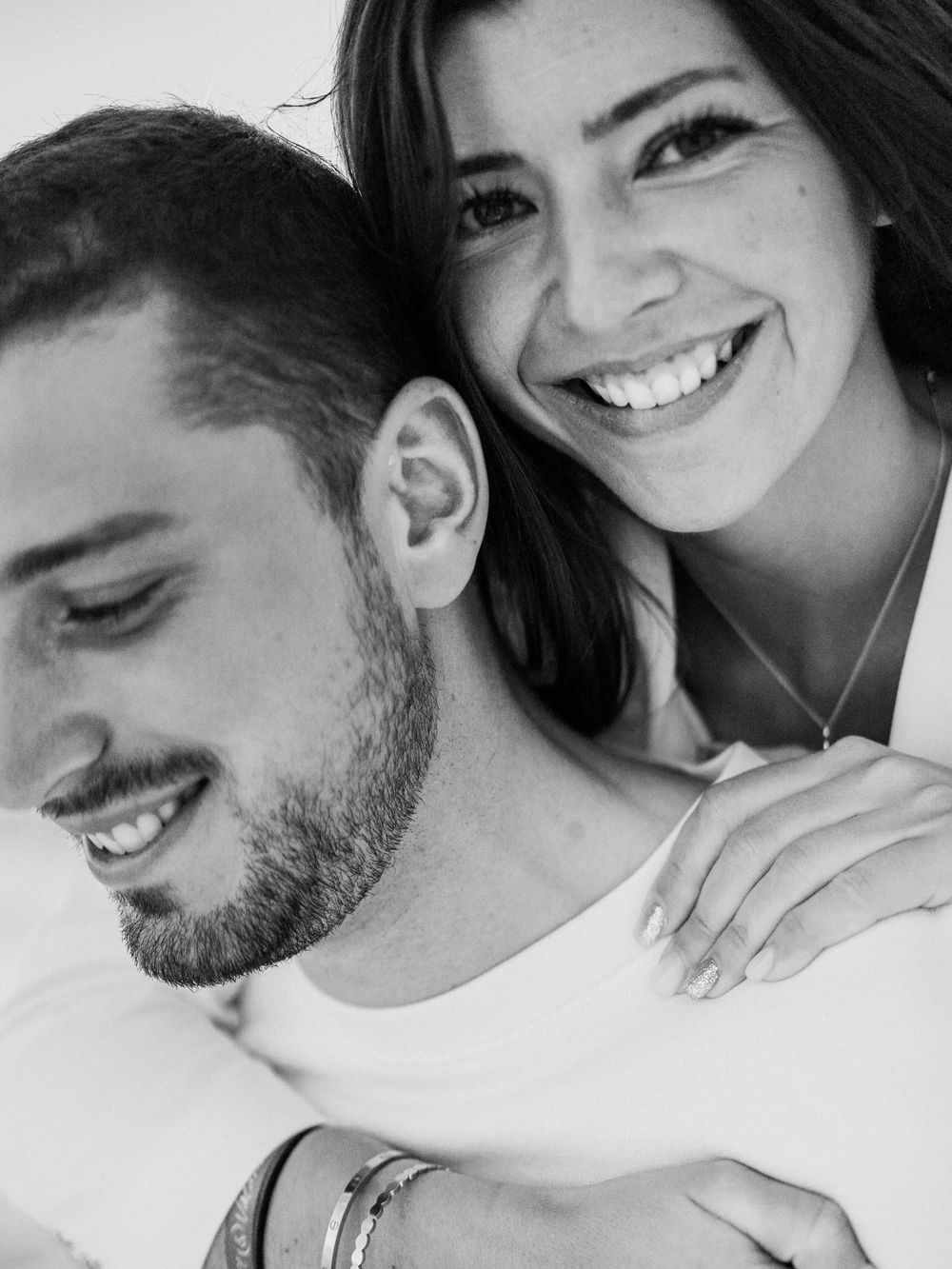 Gros plan sur couple qui sourit