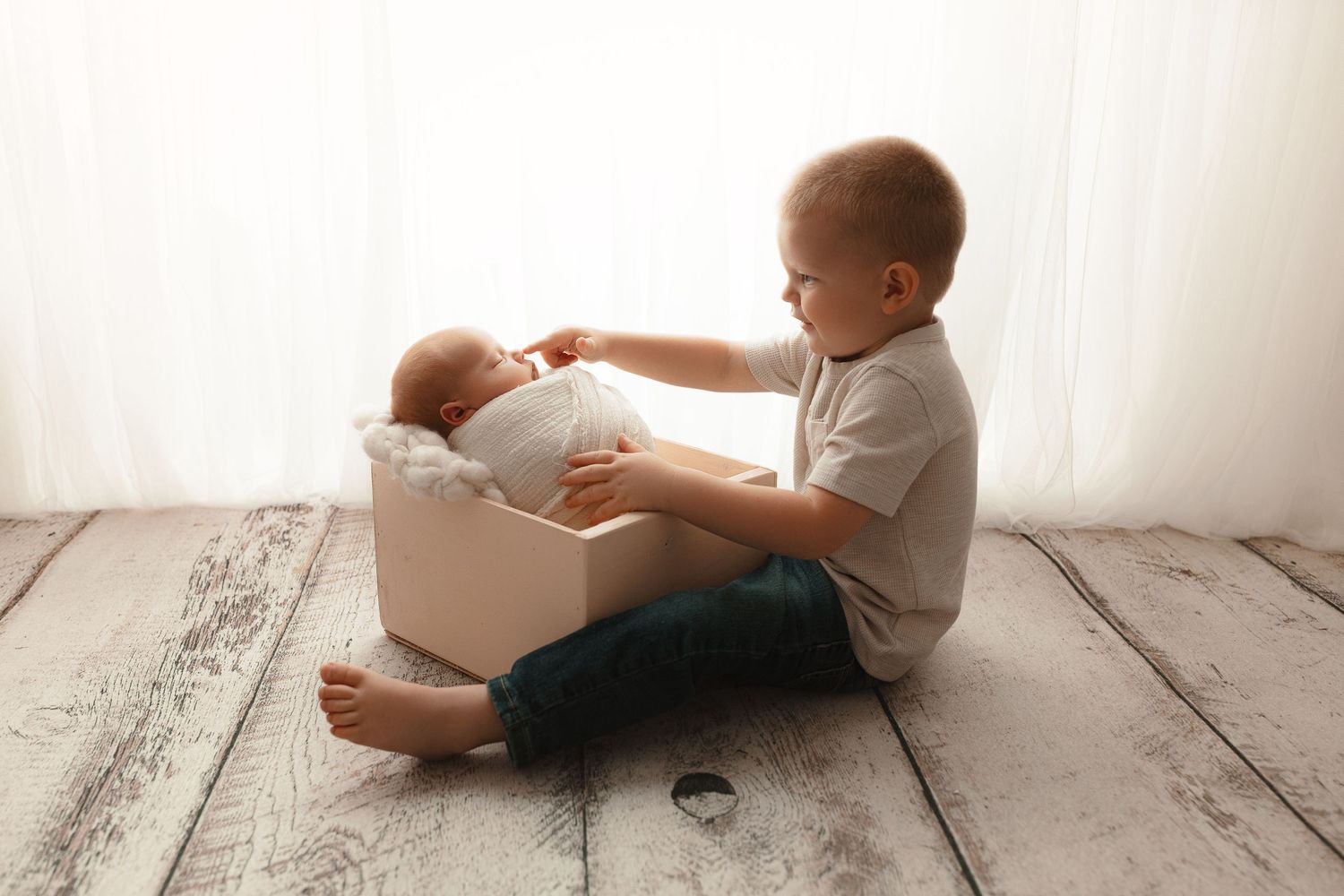 sibling newborn photographer indianapolis