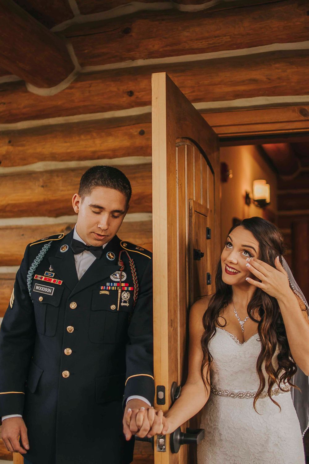 rebecca skidgle photography northen california napa wedding photographer first look bride groom romantic holding hands