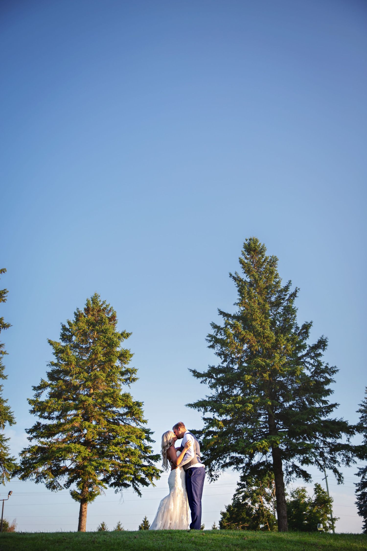 St.Mary's Golf & Country Club Summer Wedding Photography by Shawn Van Daele