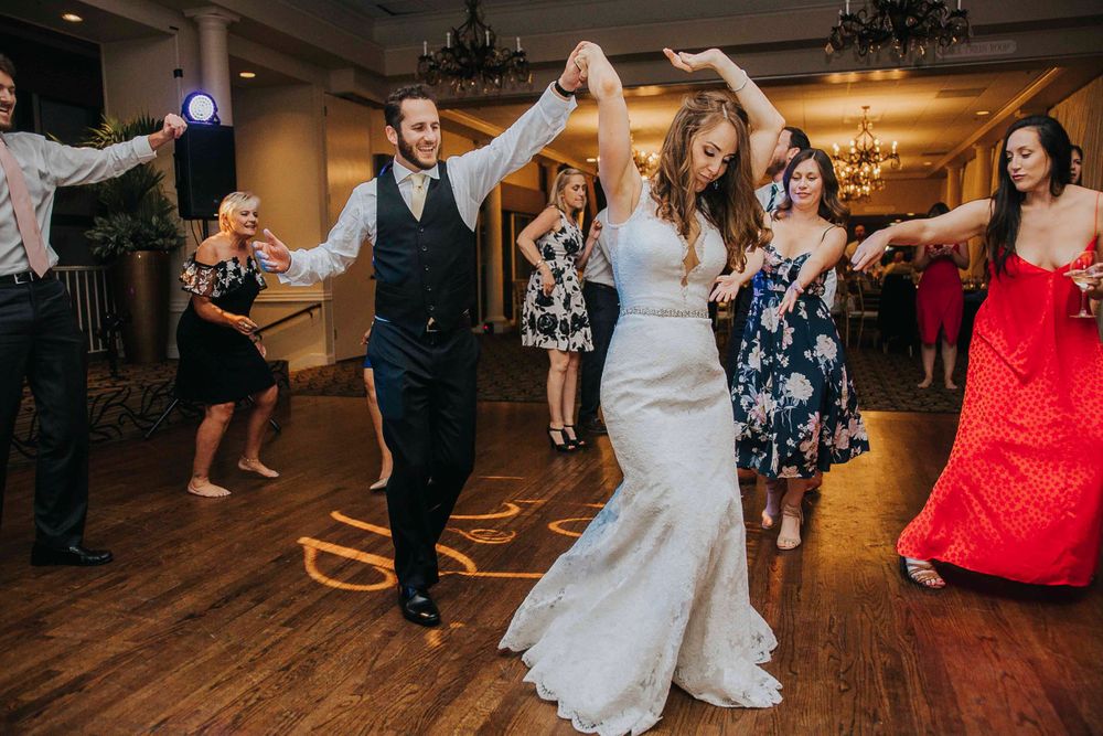 rebecca skidgel photographer wedding photographer advice how to choose your consider love romantic vibe check fun laugh