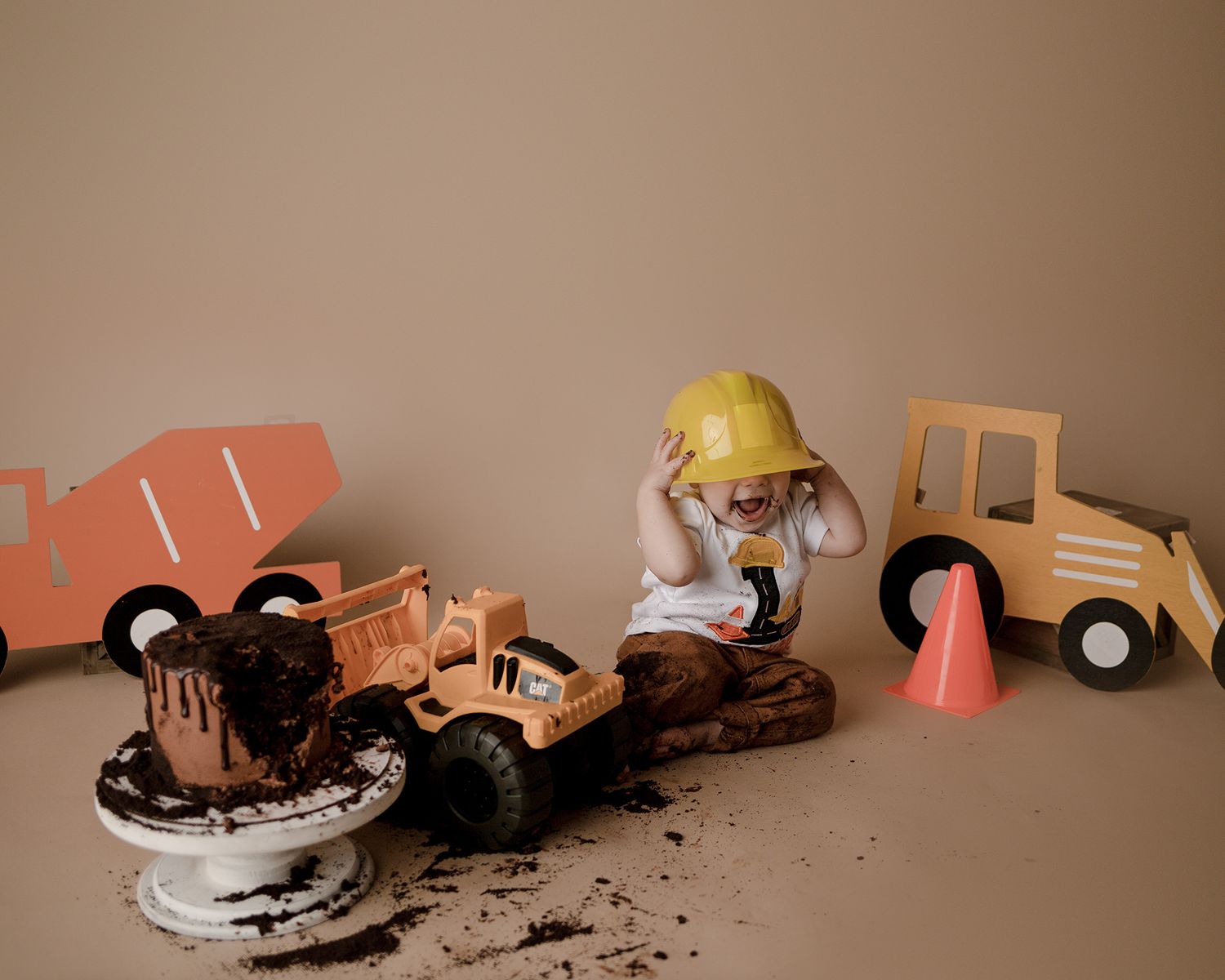 Professional milestone toddler cake smash photo