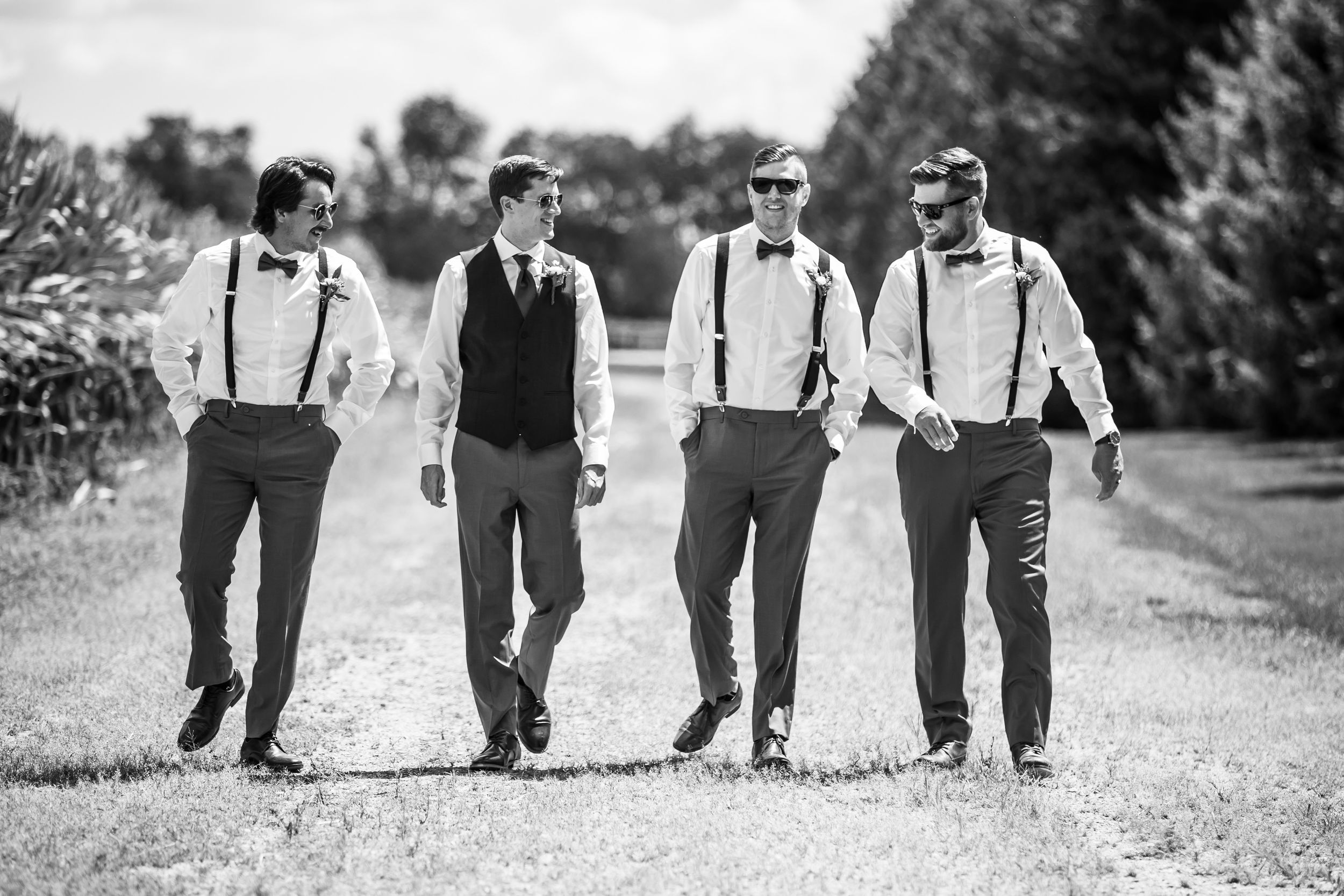 Charming rustic backyard wedding in Mount Brydges Ontario by London photographer Shawn Van Daele