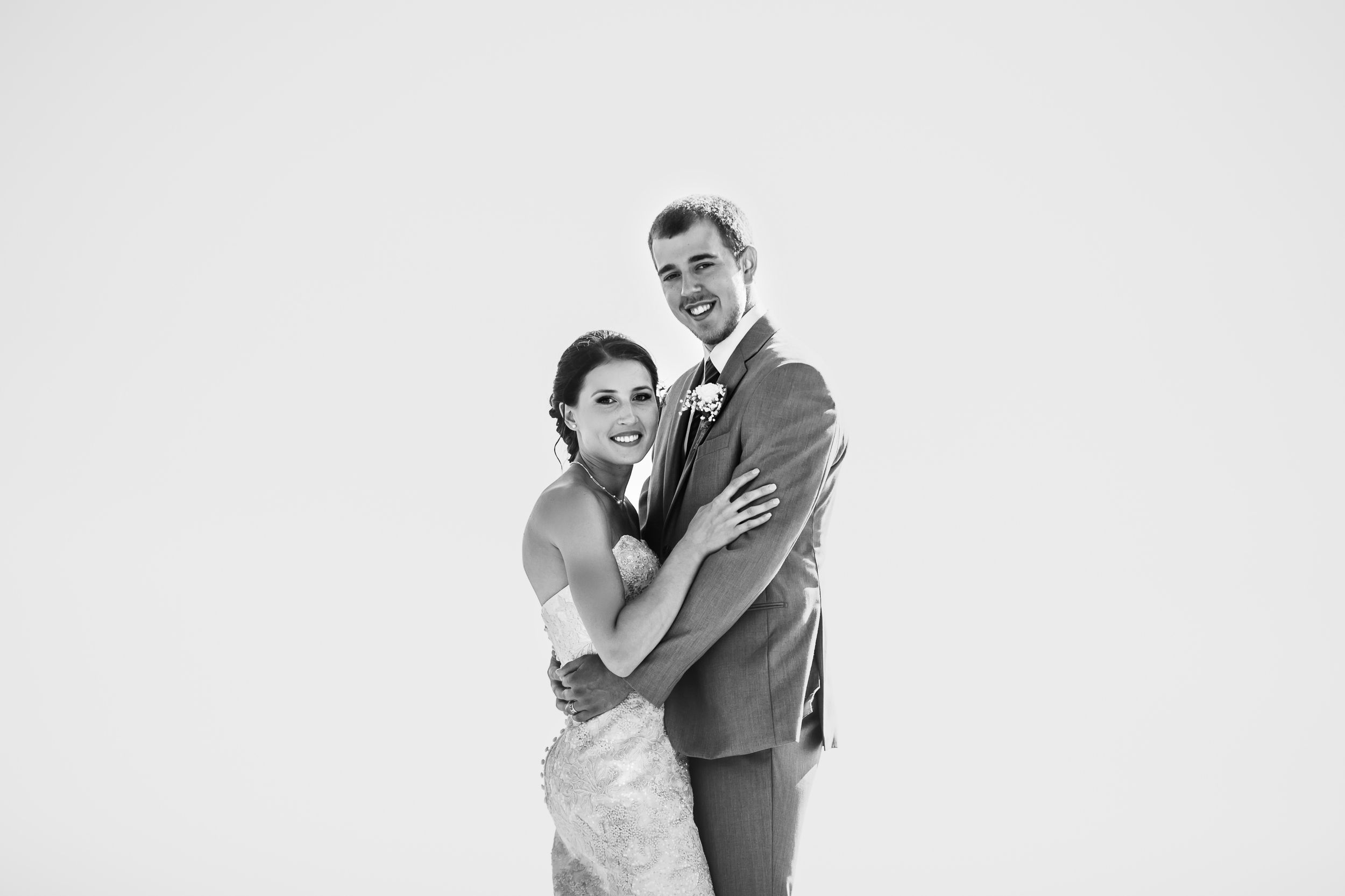 Rustic Farmhouse Backyard Wedding Photos by London Ontario Photographer Shawn Van Daele
