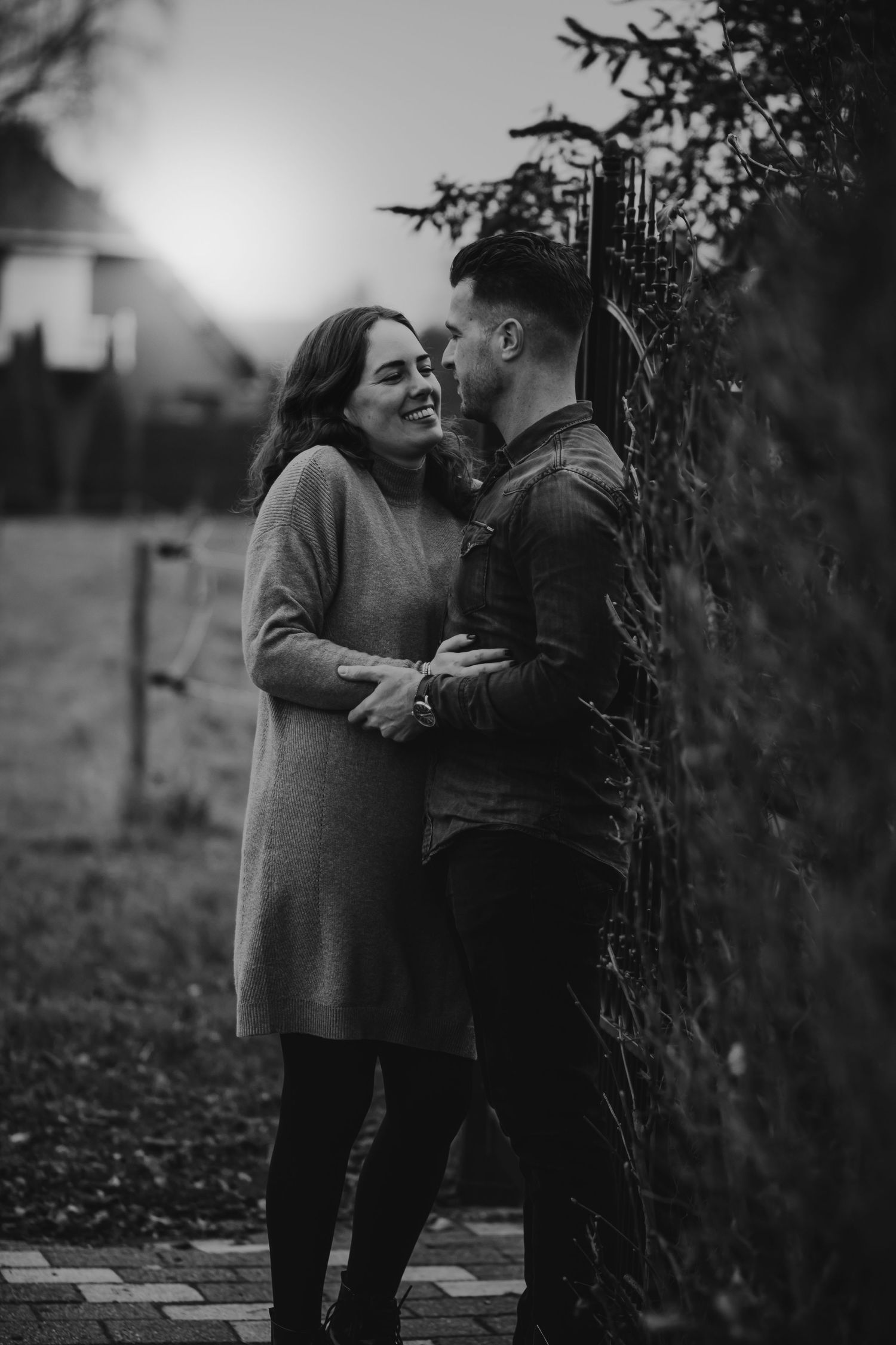 Nienke & Reitze | Loveshoot Budel NB » Eline Spee Fotografie