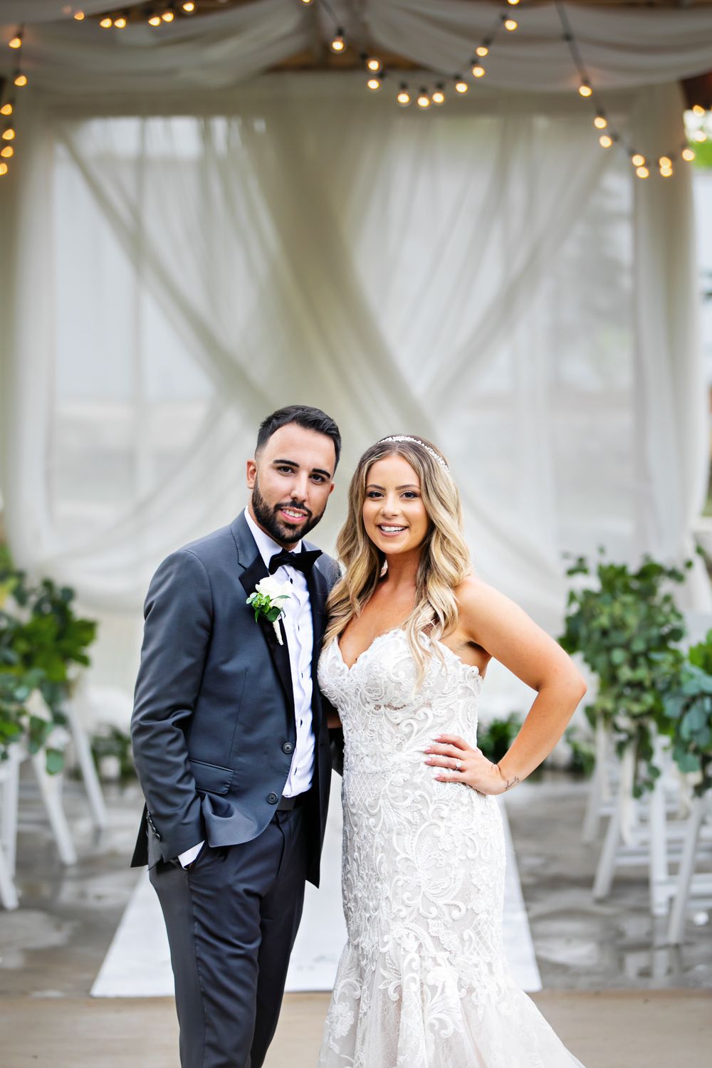 Cute and quirky little wedding in Schomberg and Arlington Estate by photographer Shawn Van Daele