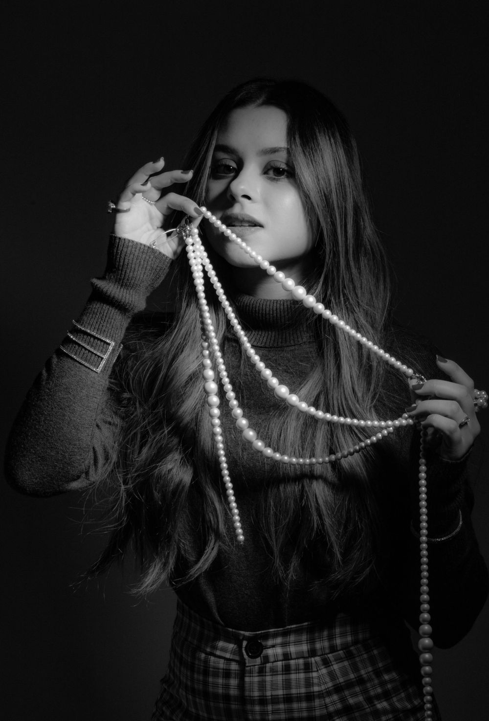 Camila Casas captured Marlo Martini, a rising artist based in Pittsburgh, for her Hollywood Glamour series.