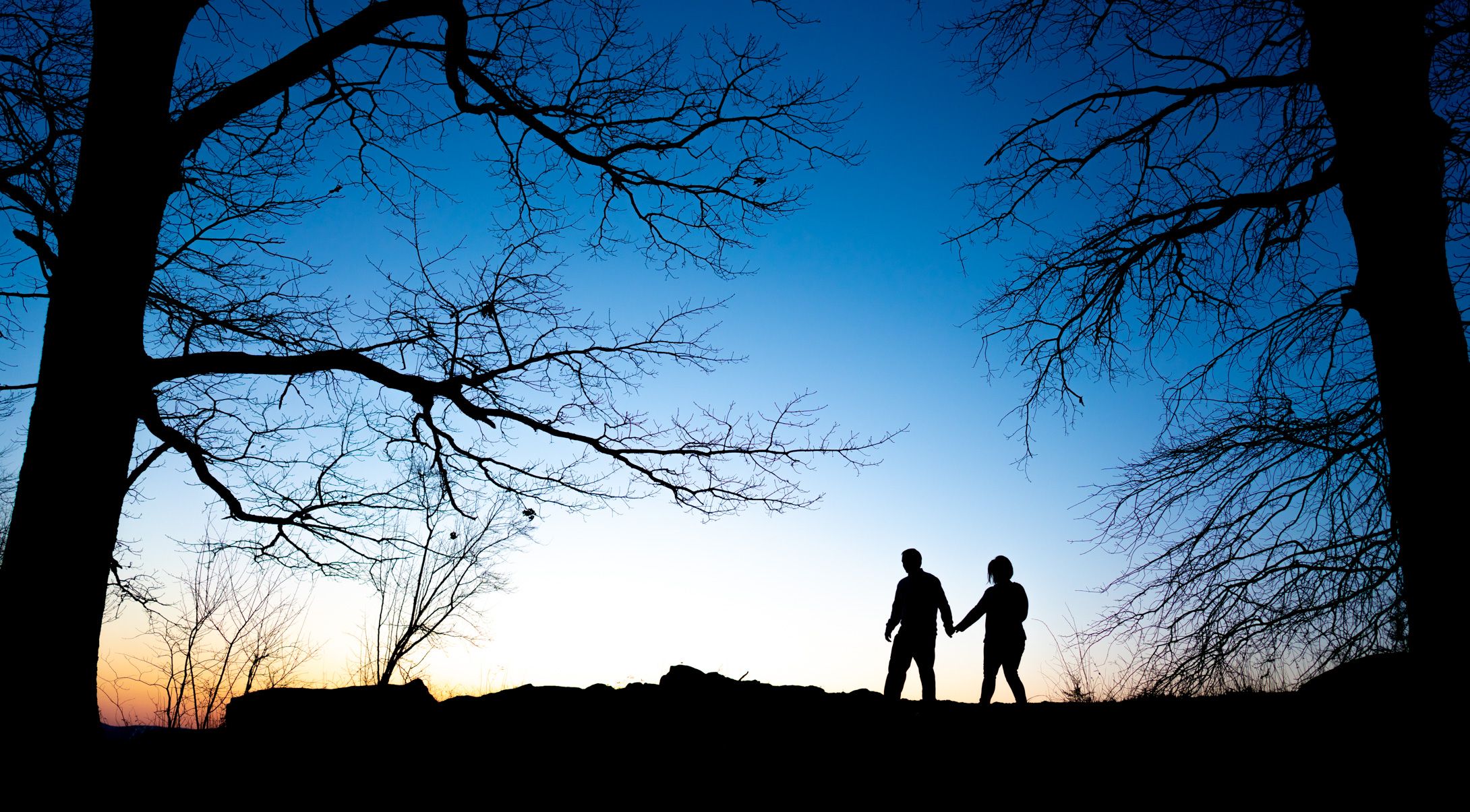 Christman Photography at Gettysburg, PA with a married couple celebrating their love with a silhouette