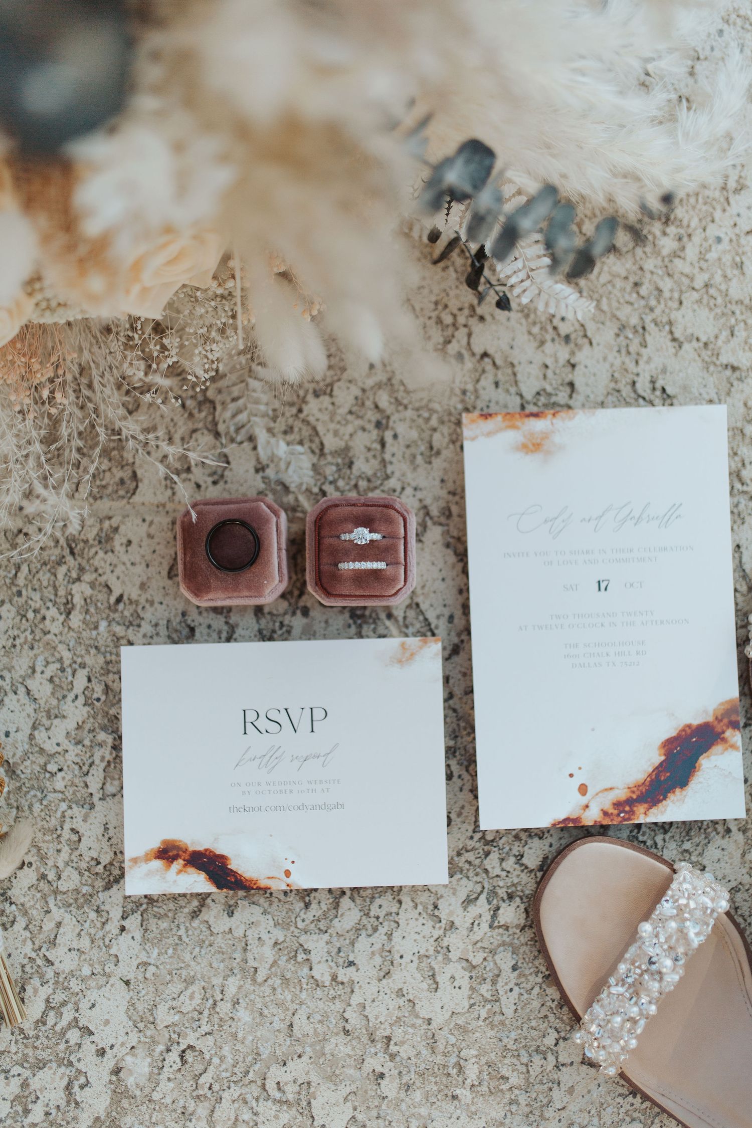 Wedding and elopement photography in Dallas, Texas! Photos taken by Jessa Maria Photography.