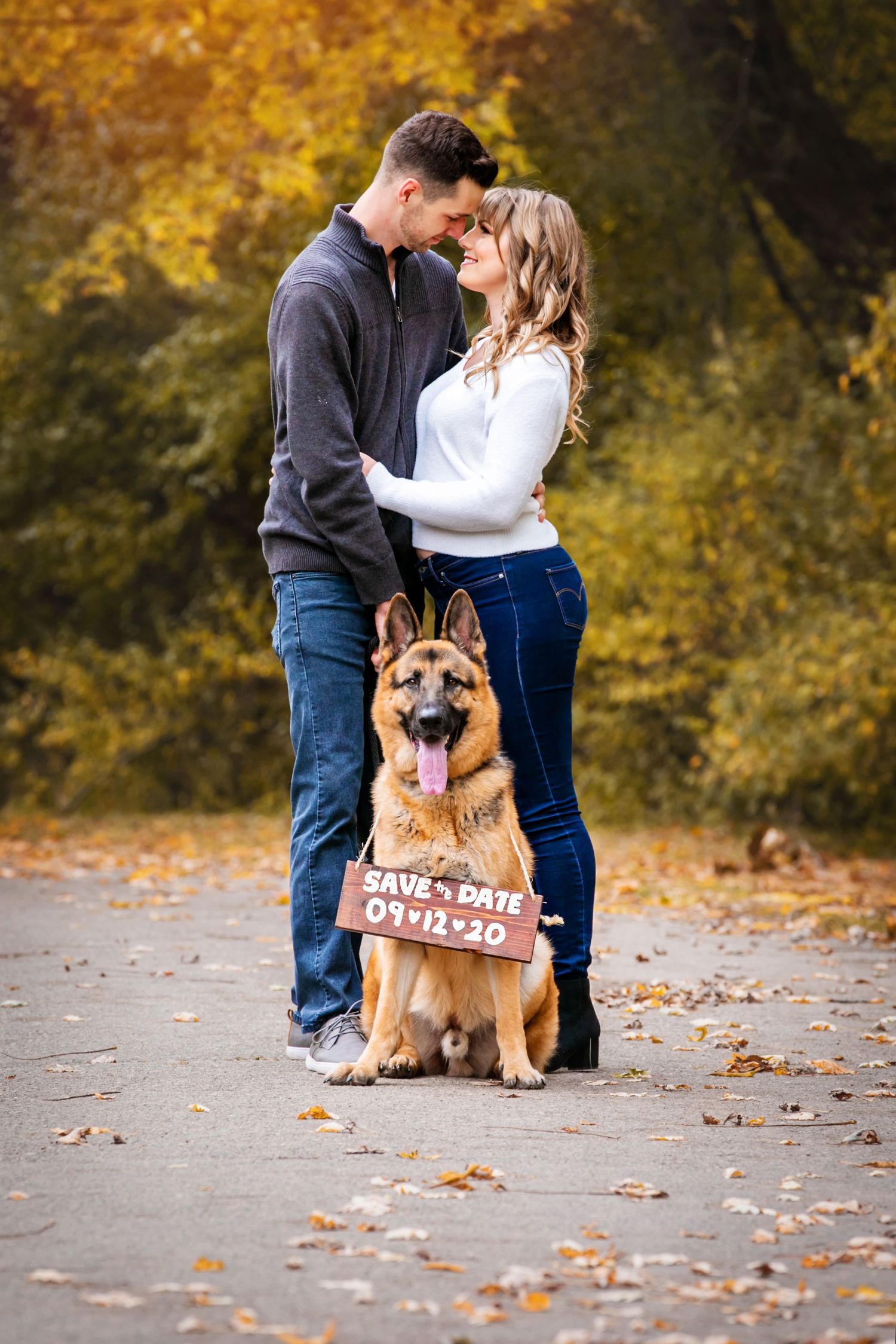 Fall engagement photos at Fanshawe Conservation Area London Ontario by photographer Shawn Van Daele