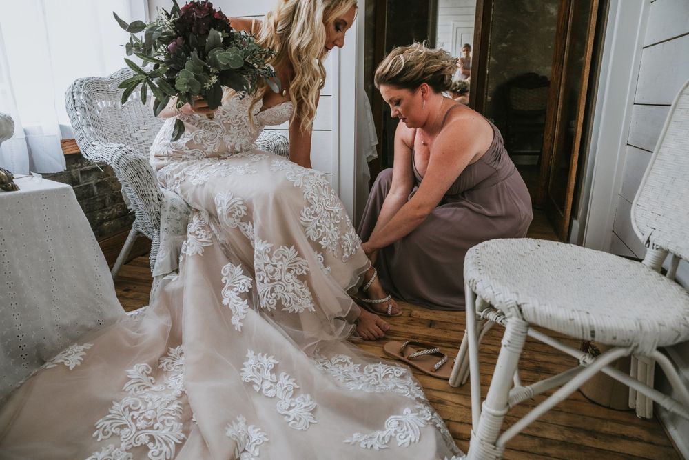 Venue at 501 Wedding Photographer Clare Michigan