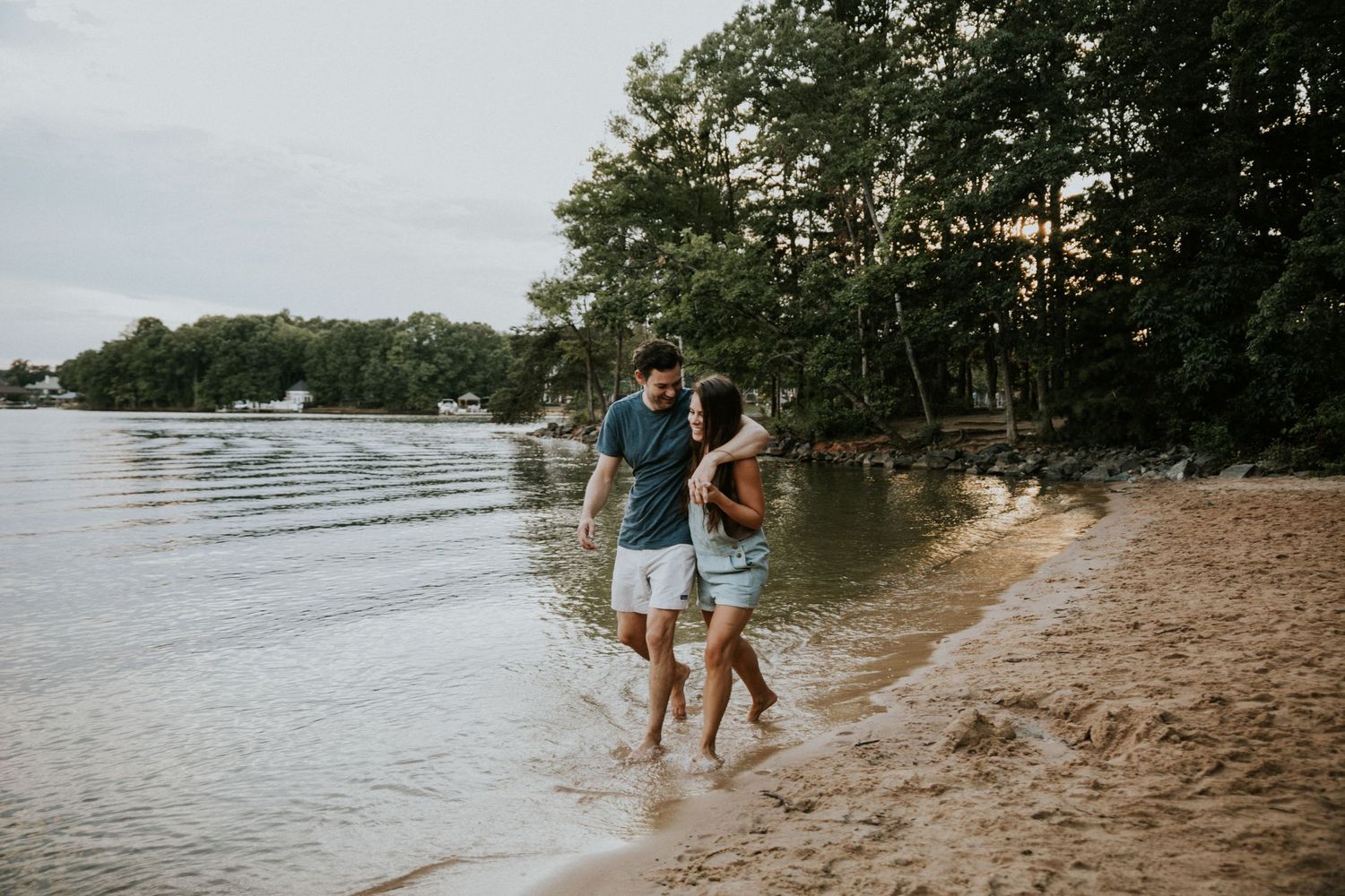 Summer Lake Photo Session | Charlotte, NC