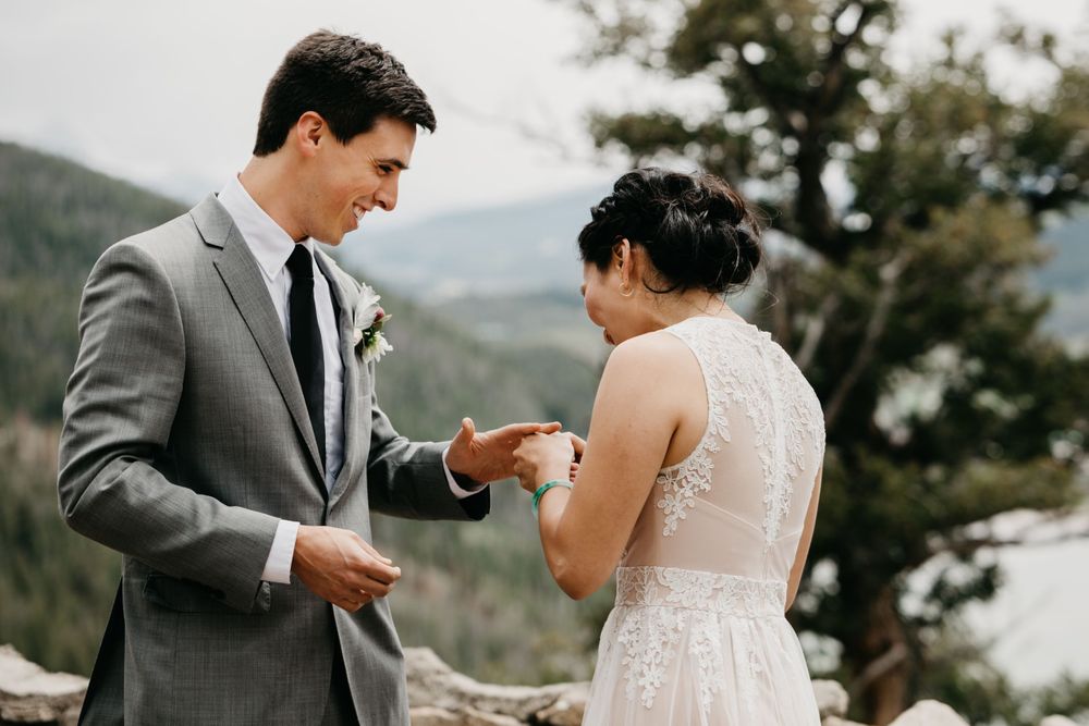 Stress free elopement breckenridge colorado wedding