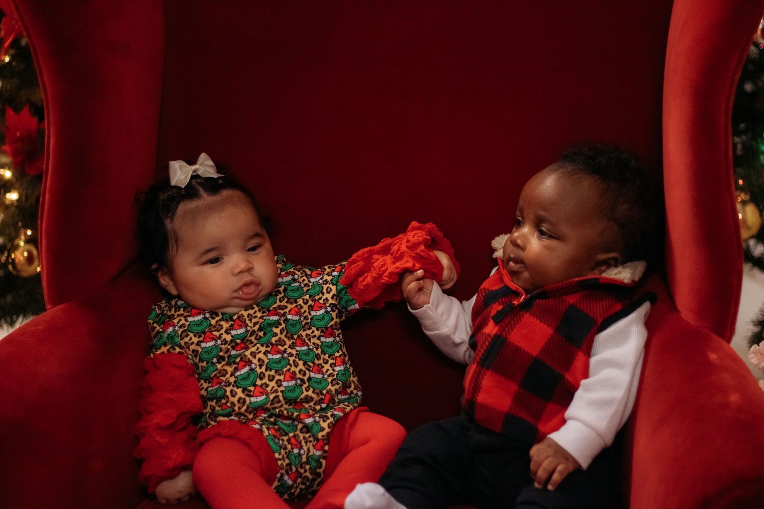 Christmas photoshoot with cousins!