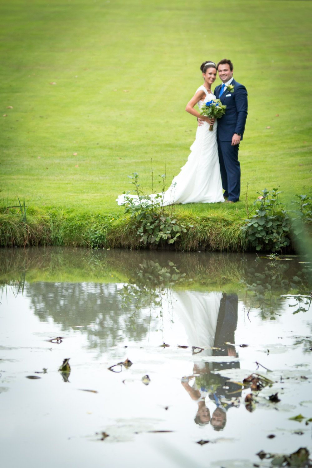 wedding at Meon Valley Marriott Hotel