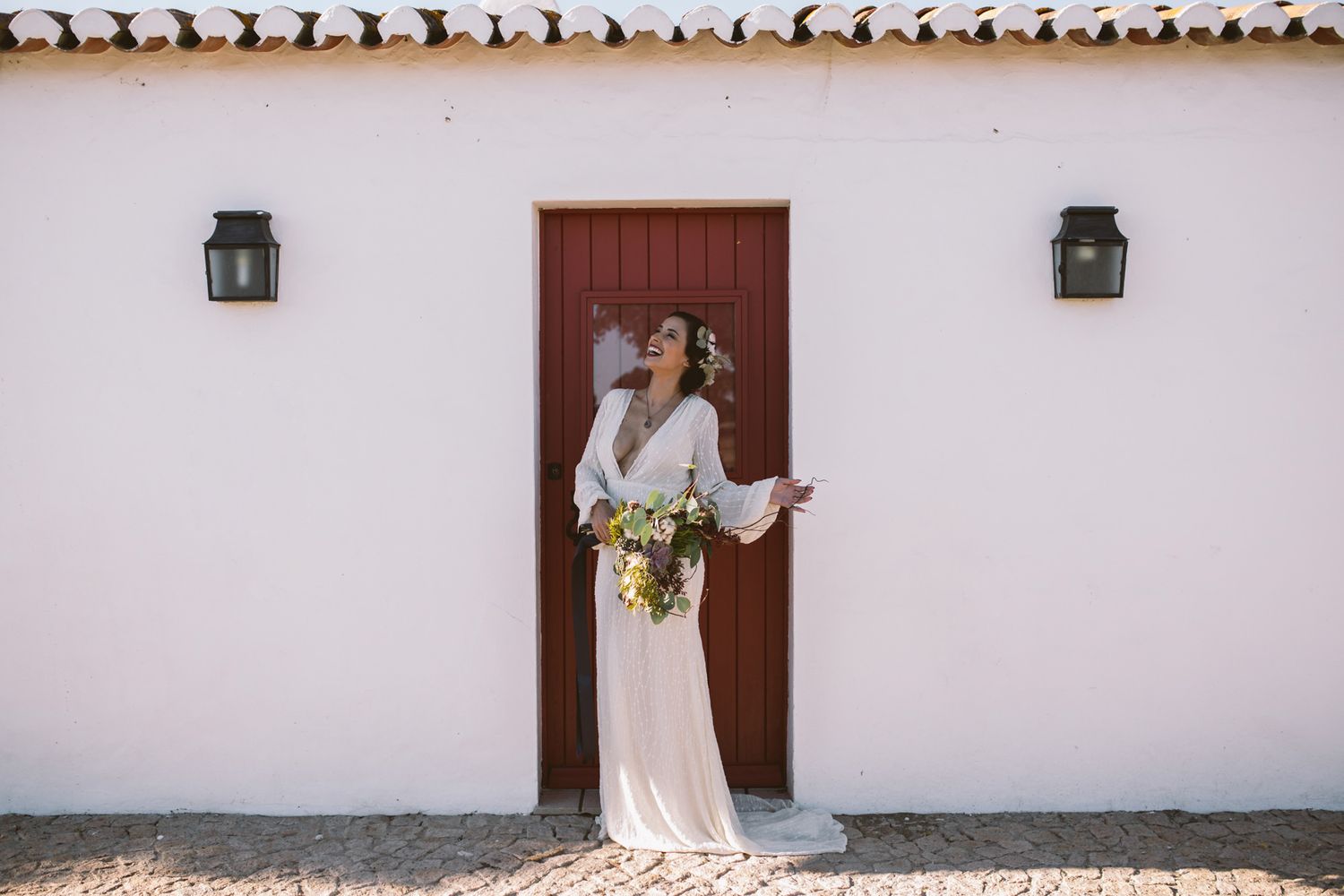 Bárbara Araújo é uma fotógrafa Portuguesa de Parto Documental, Casamentos, Famílias, Gravidez, Corporate e mais.