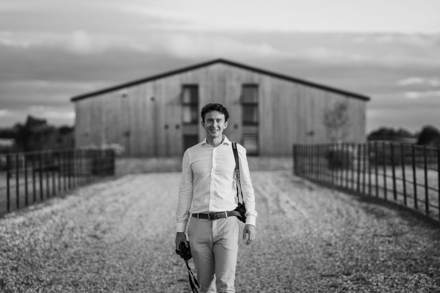 Photo of me in California as a wedding photographer with the Golden Gate Bridge in the background.
