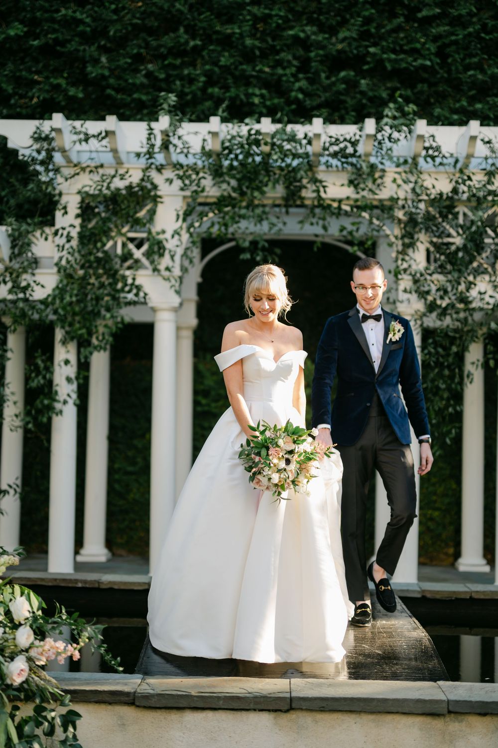 William Aiken House wedding photos from a top Charleston wedding photographer. See more timeless and candid wedding photos William Aiken