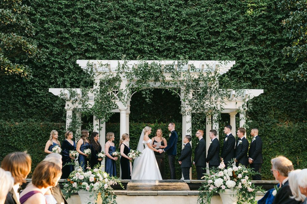 William Aiken House wedding photos from a top Charleston wedding photographer. See more timeless and candid wedding photos William Aiken