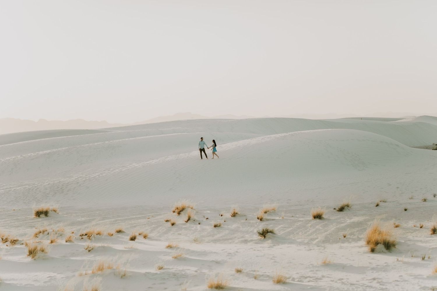 dreamy couples session at white sands park in new mexico