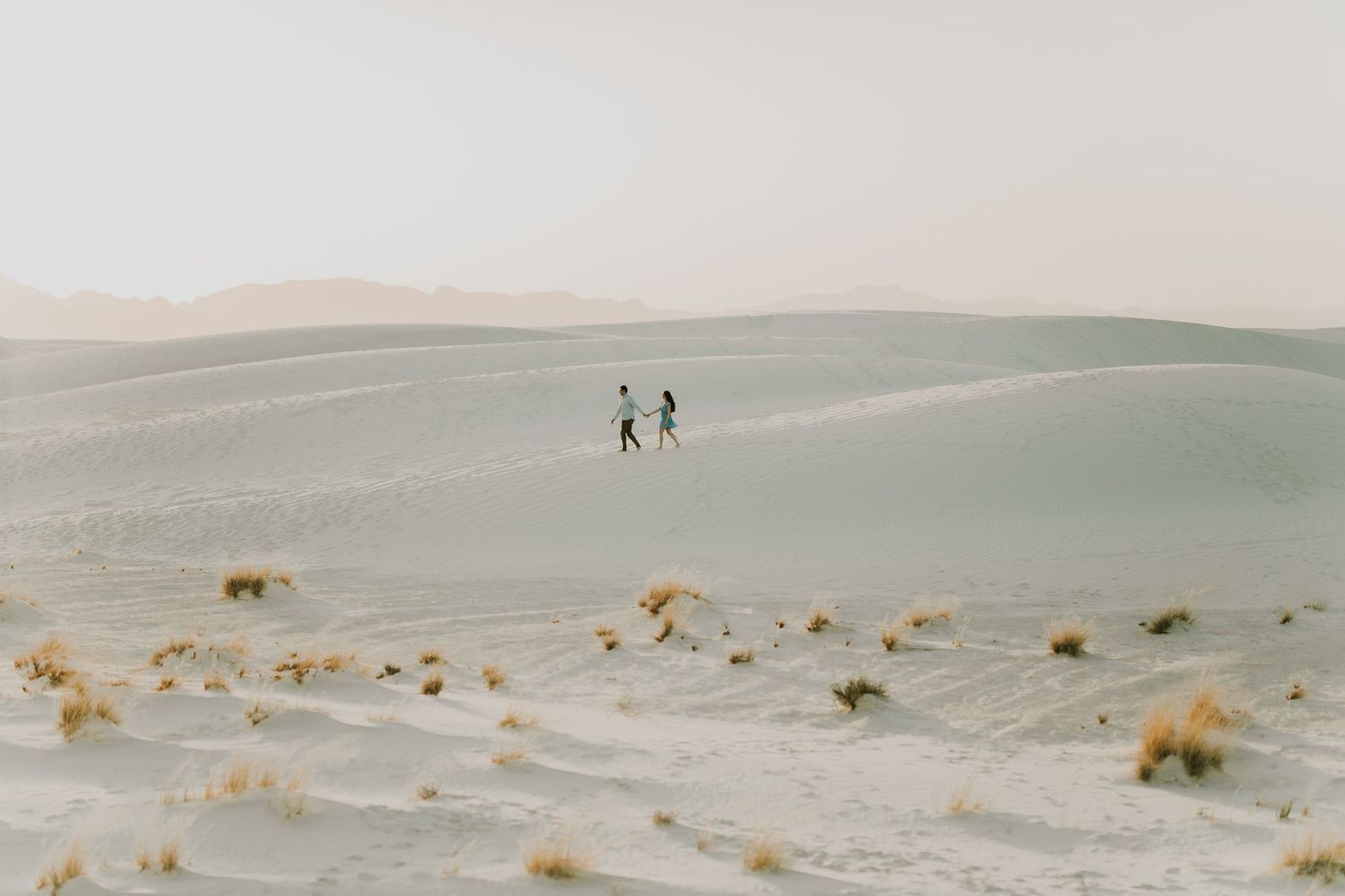 dreamy couples session at white sands park in new mexico