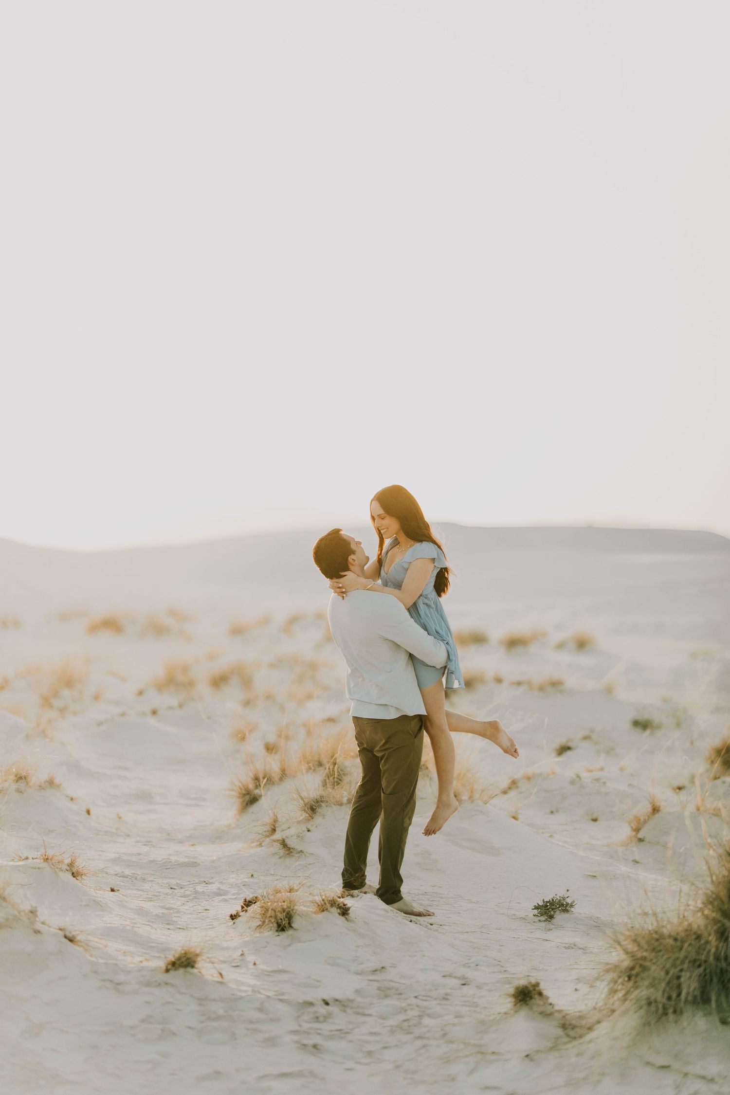 dreamy couples session at white sands park in new mexico